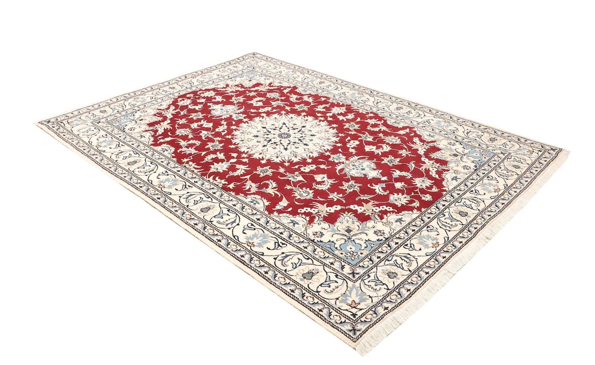 Handgeknüpfter Nain Perserteppich 173 × 235 cm