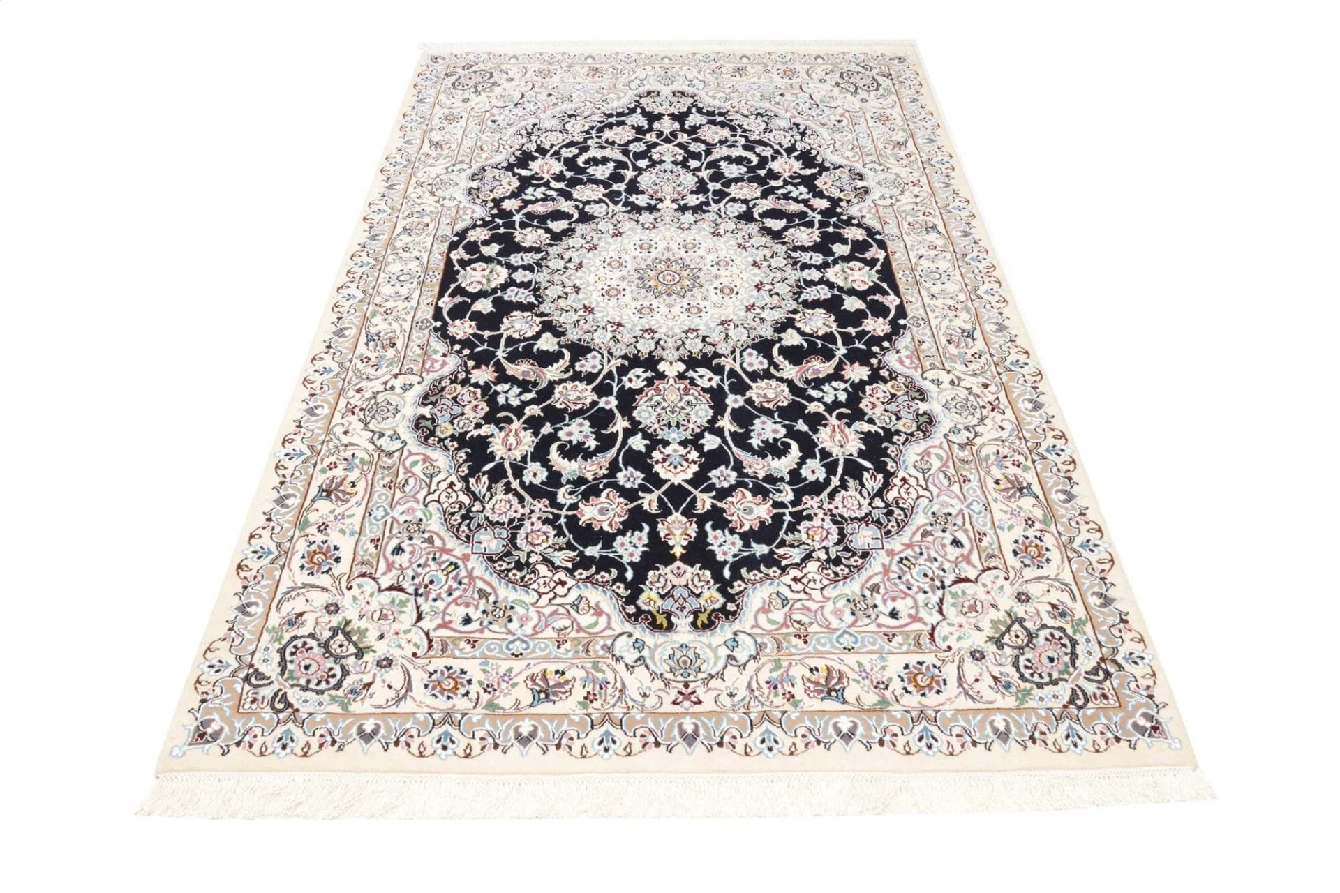 Handgeknüpfter Nain Perserteppich 149 × 246 cm