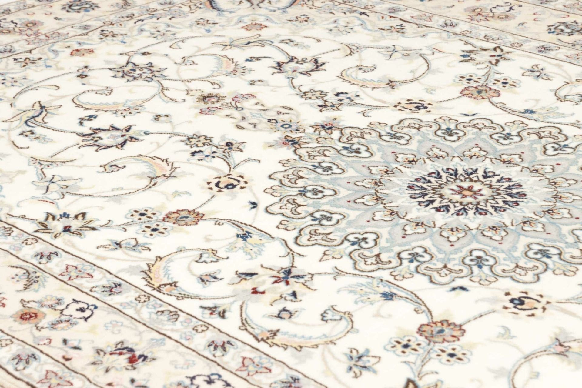 Nain Perserteppich 163 × 270 cm aus Wolle, handgeknüpft
