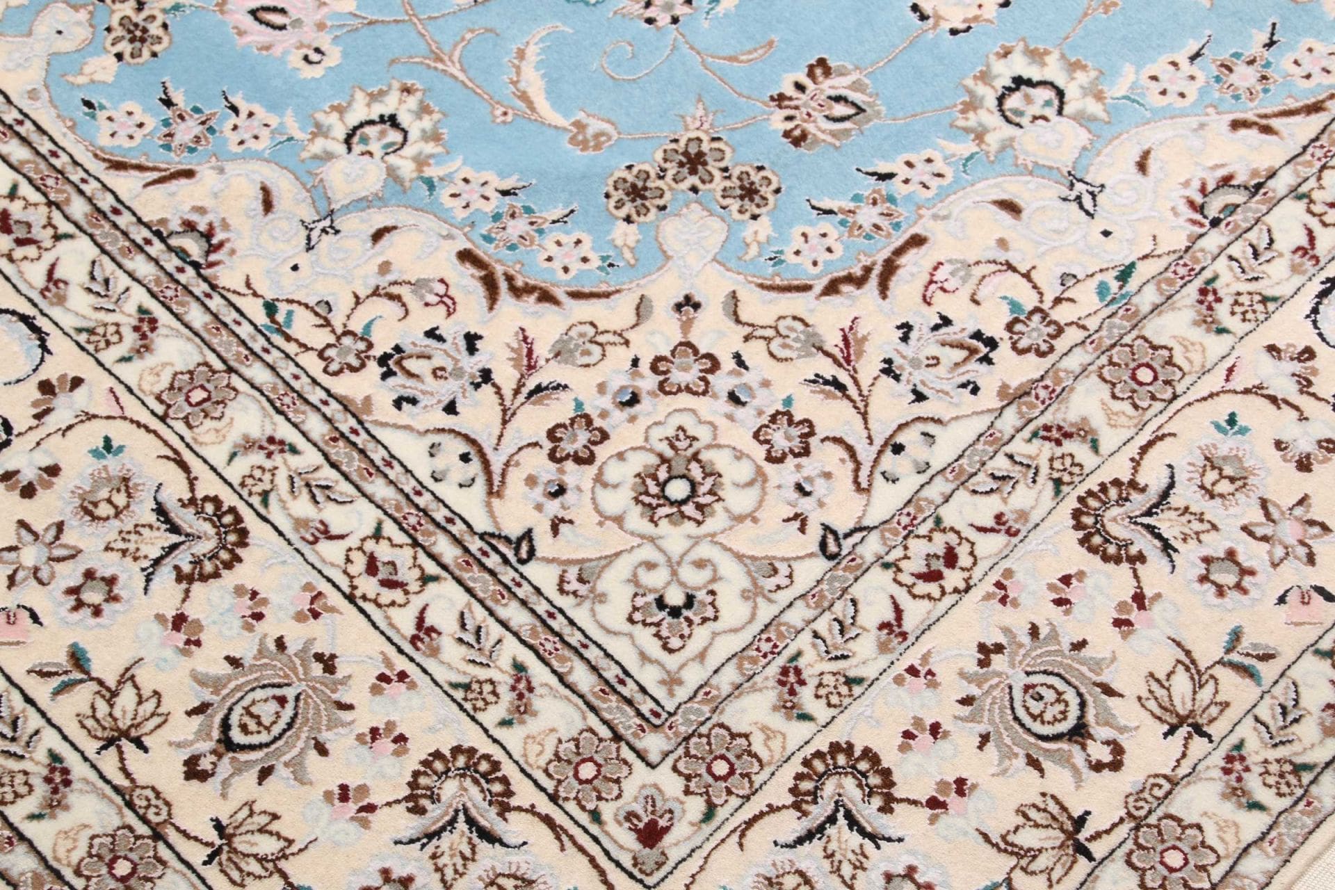 nain-teppich-163-x-222-cm-florale-muster-handgeknupft-perserteppich-5 Nain Perserteppich aus Iran, 163 × 222 cm