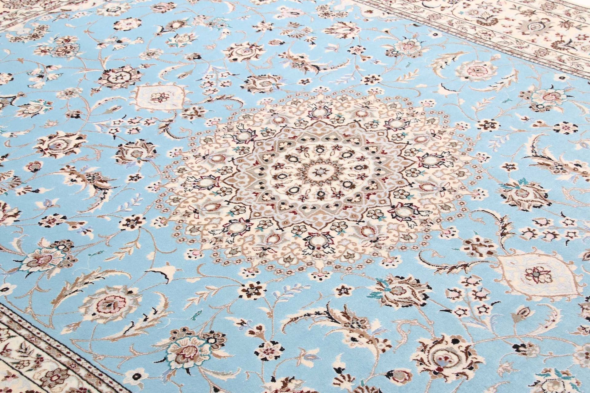 nain-teppich-163-x-222-cm-florale-muster-handgeknupft-perserteppich-6 Nain Perserteppich aus Iran, 163 × 222 cm