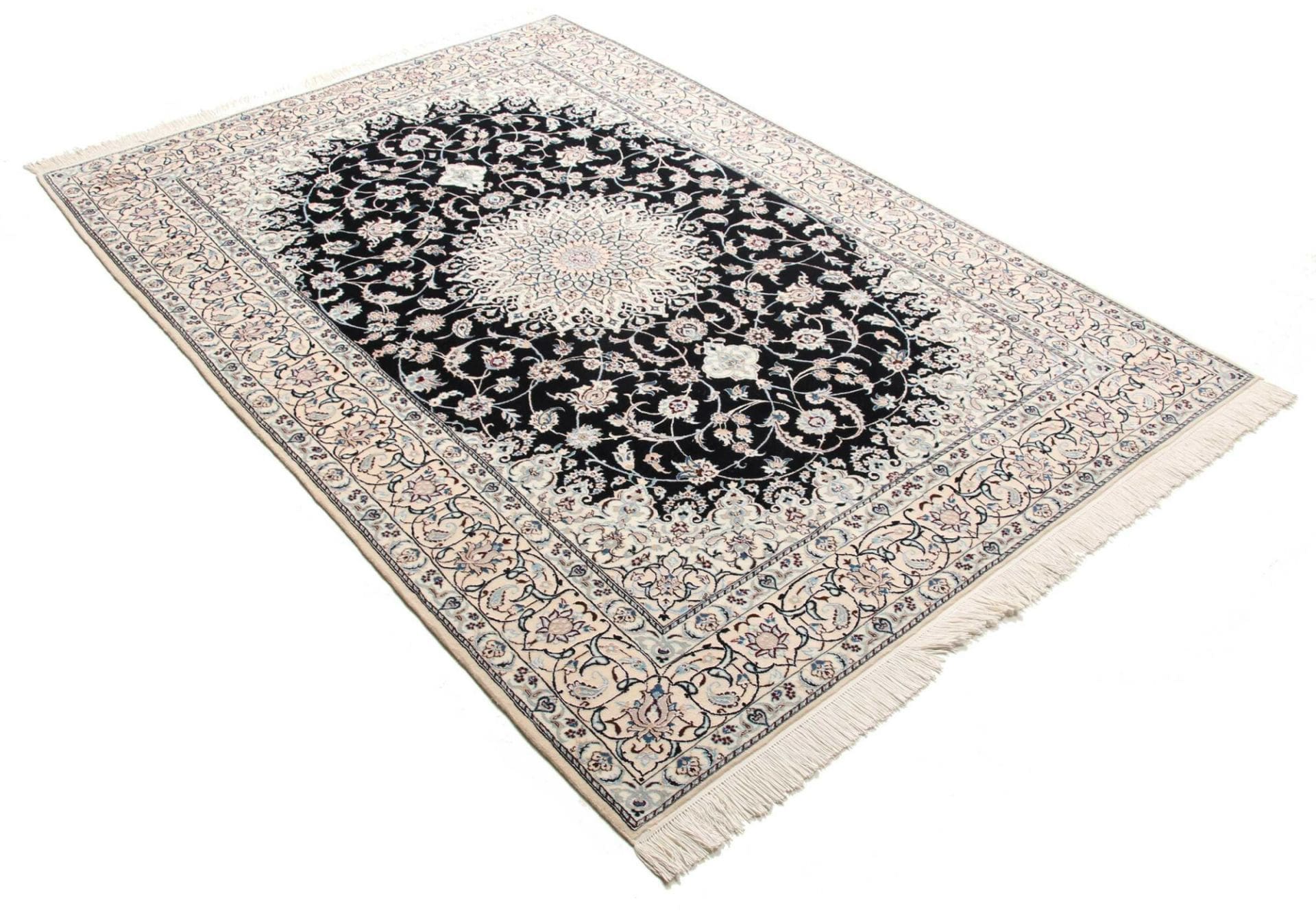 Handgeknüpfter Nain Perserteppich 156 × 225 cm
