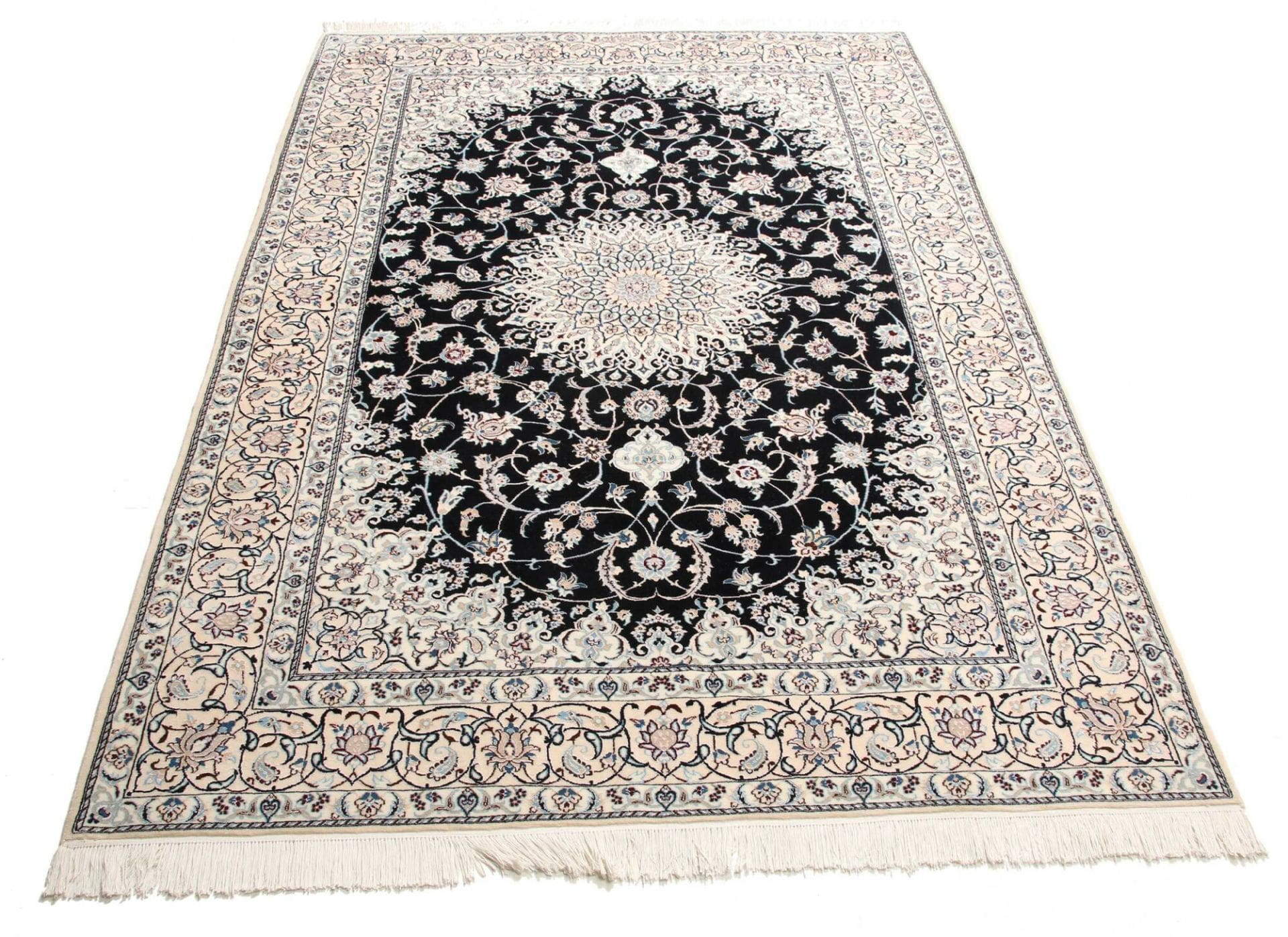 Handgeknüpfter Nain Perserteppich 156 × 225 cm