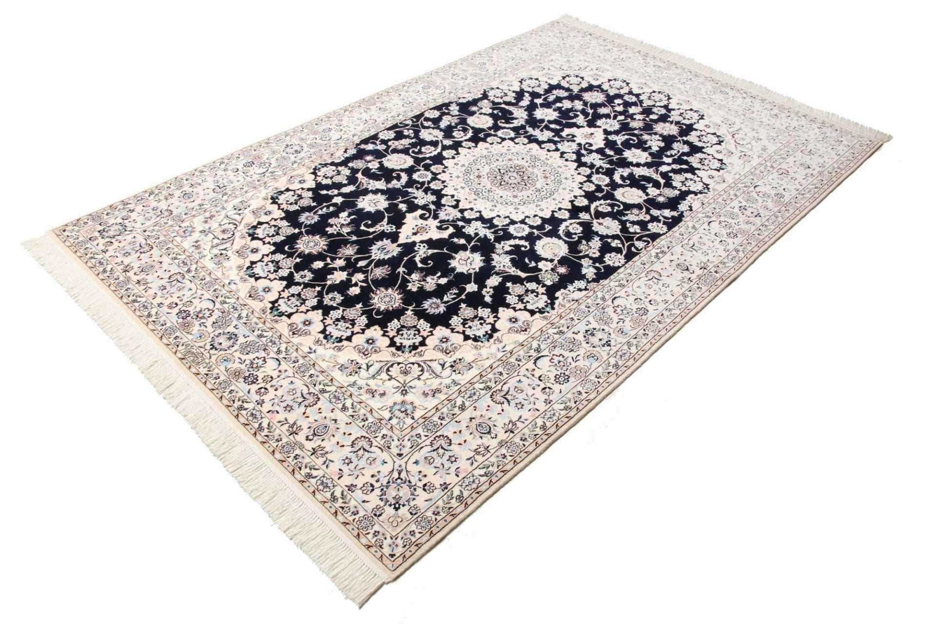 Nain Perserteppich 161 × 245 cm aus Wolle, handgeknüpft