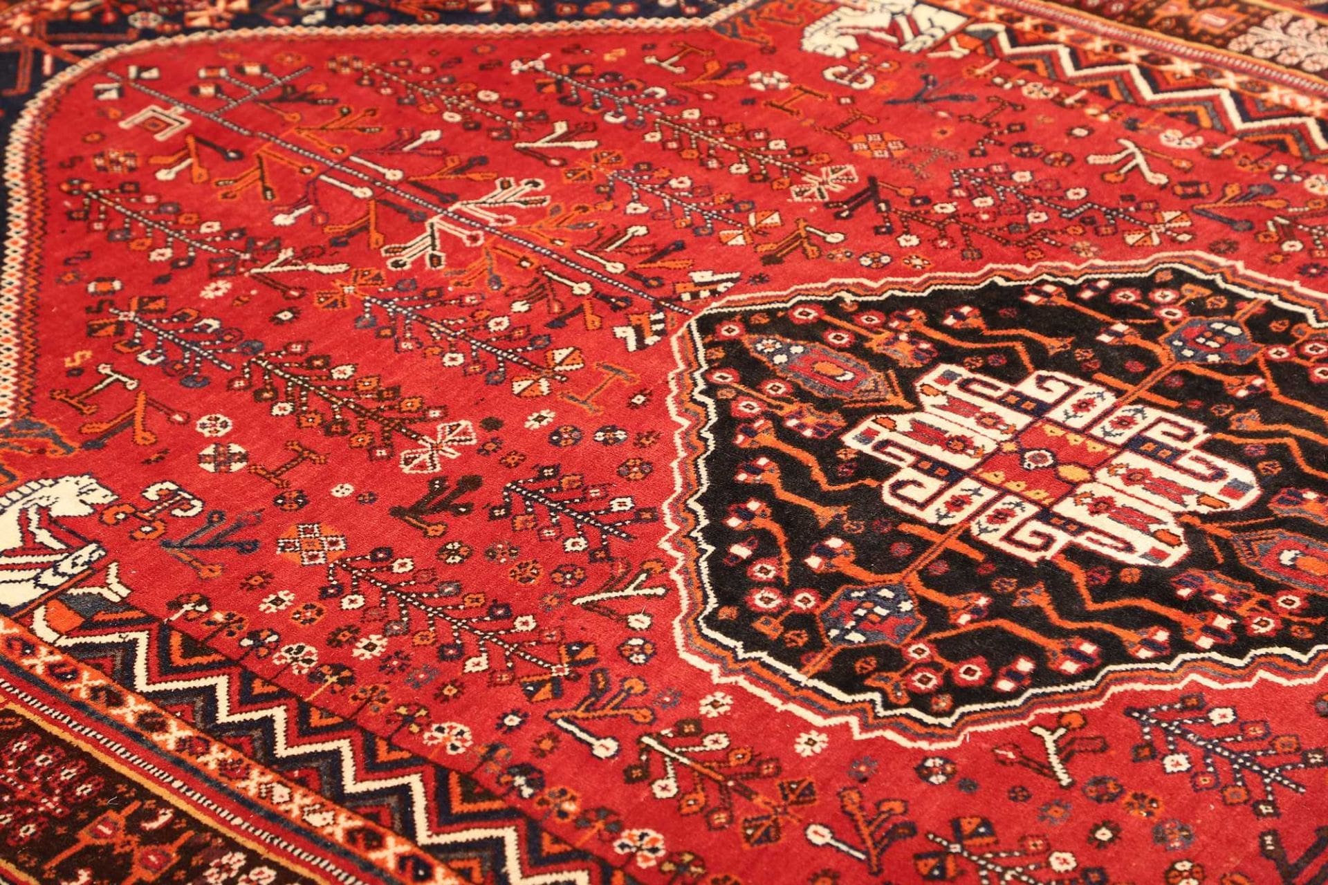 Handgeknüpfter Shiraz Perserteppich 163 × 260 cm