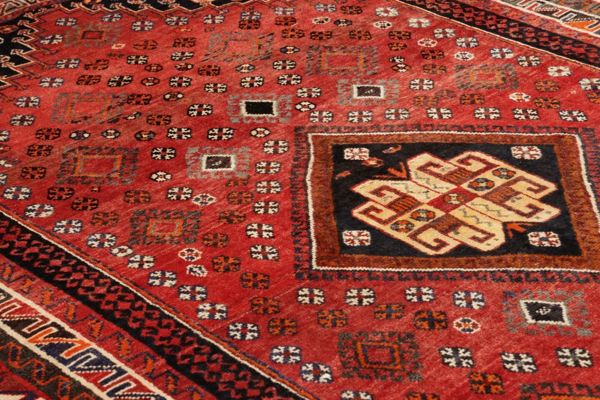 Qashqai Perserteppich 163 × 260 cm aus Wolle, handgeknüpft
