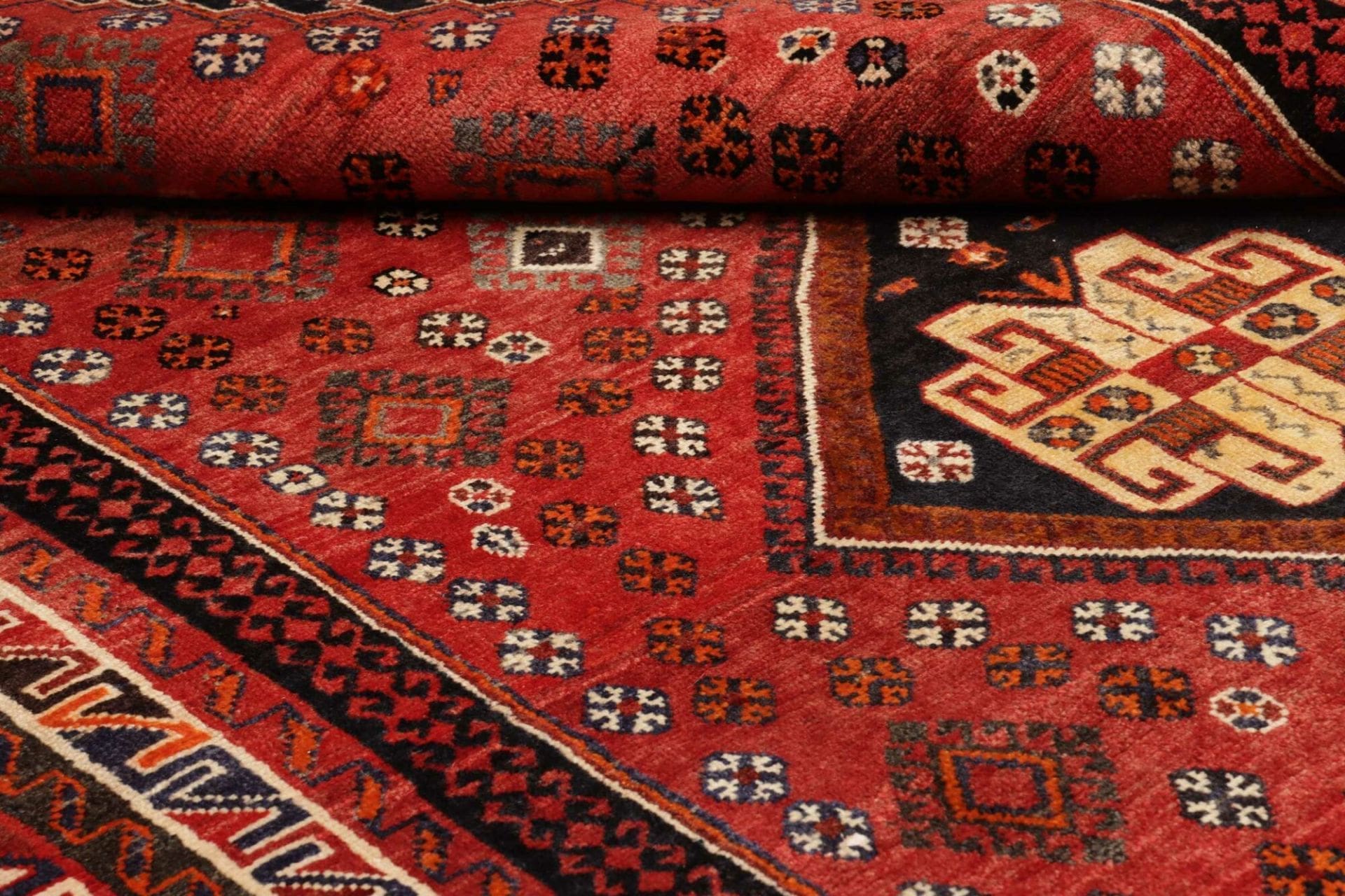 Qashqai Perserteppich 163 × 260 cm aus Wolle, handgeknüpft