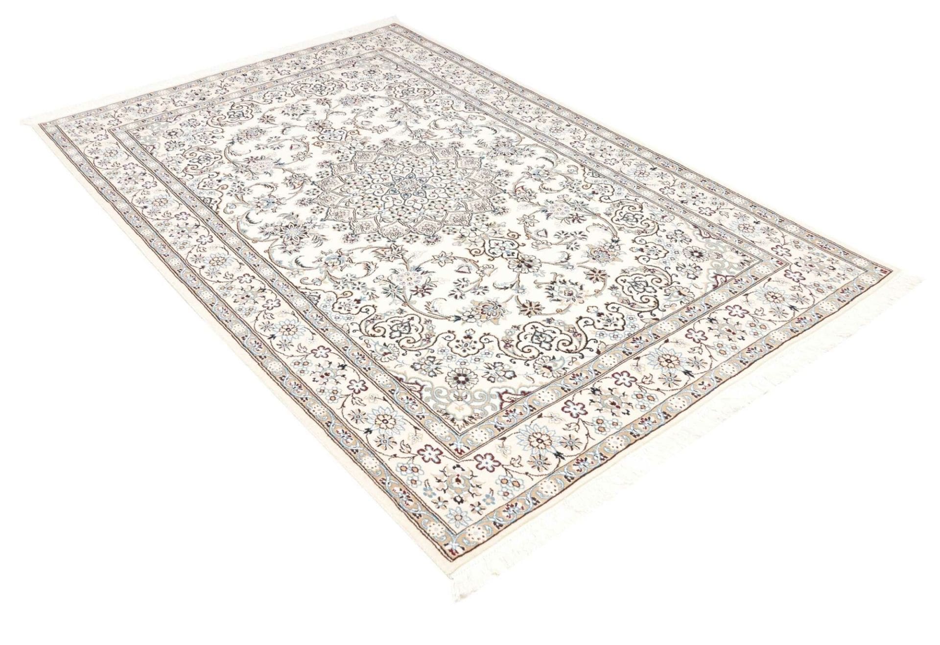 Handgeknüpfter Nain Perserteppich 148 × 222 cm