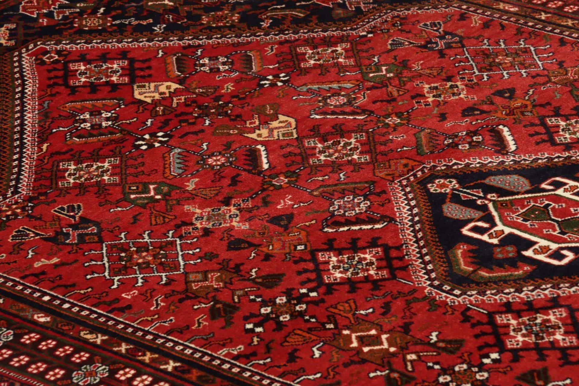 Qashqai Perserteppich aus Iran, 163 × 262 cm