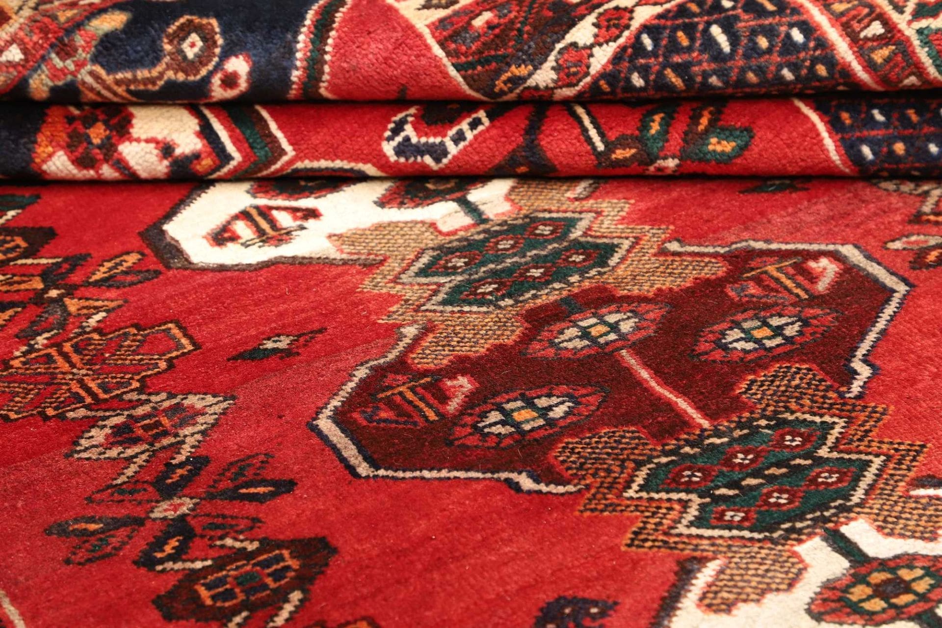 Shiraz Perserteppich 166 × 260 cm aus Wolle, handgeknüpft