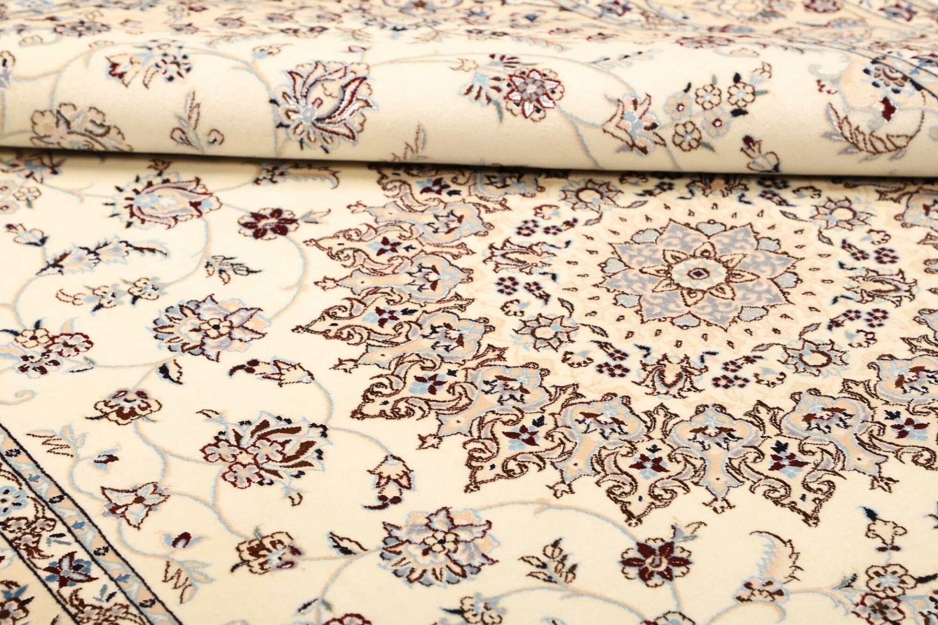 Nain Perserteppich 144 × 214 cm aus Wolle, handgeknüpft