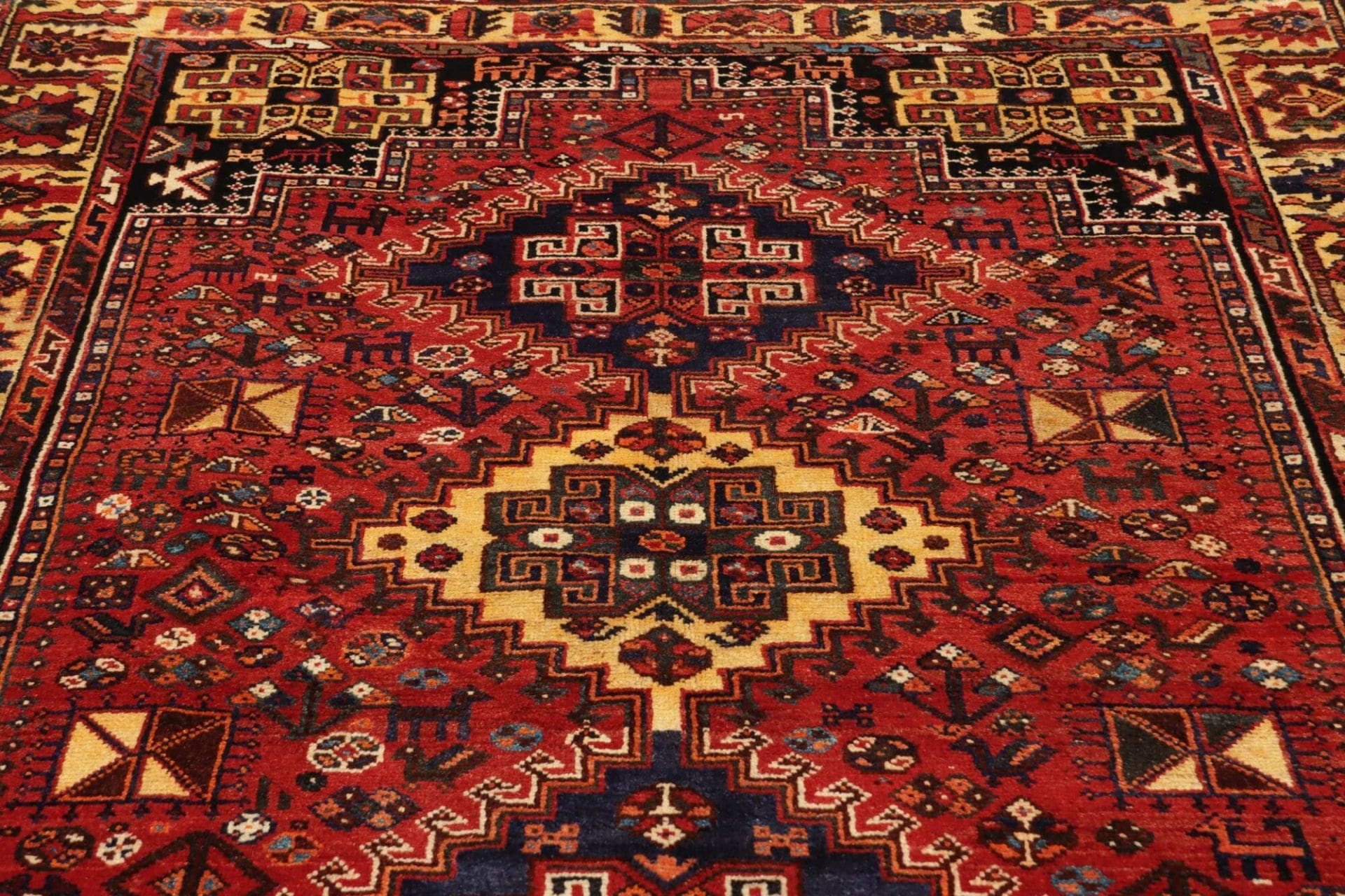 Shiraz Perserteppich 171 × 258 cm aus Wolle, handgeknüpft