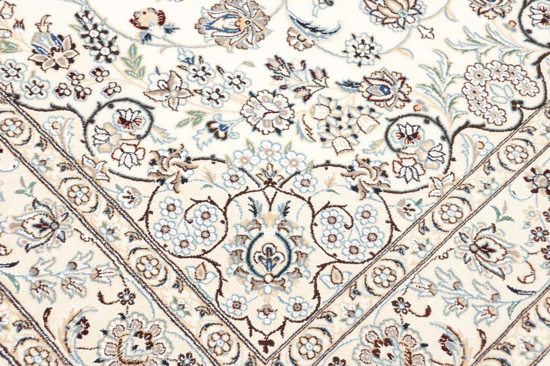 Nain Perserteppich 173 × 272 cm aus Wolle, handgeknüpft