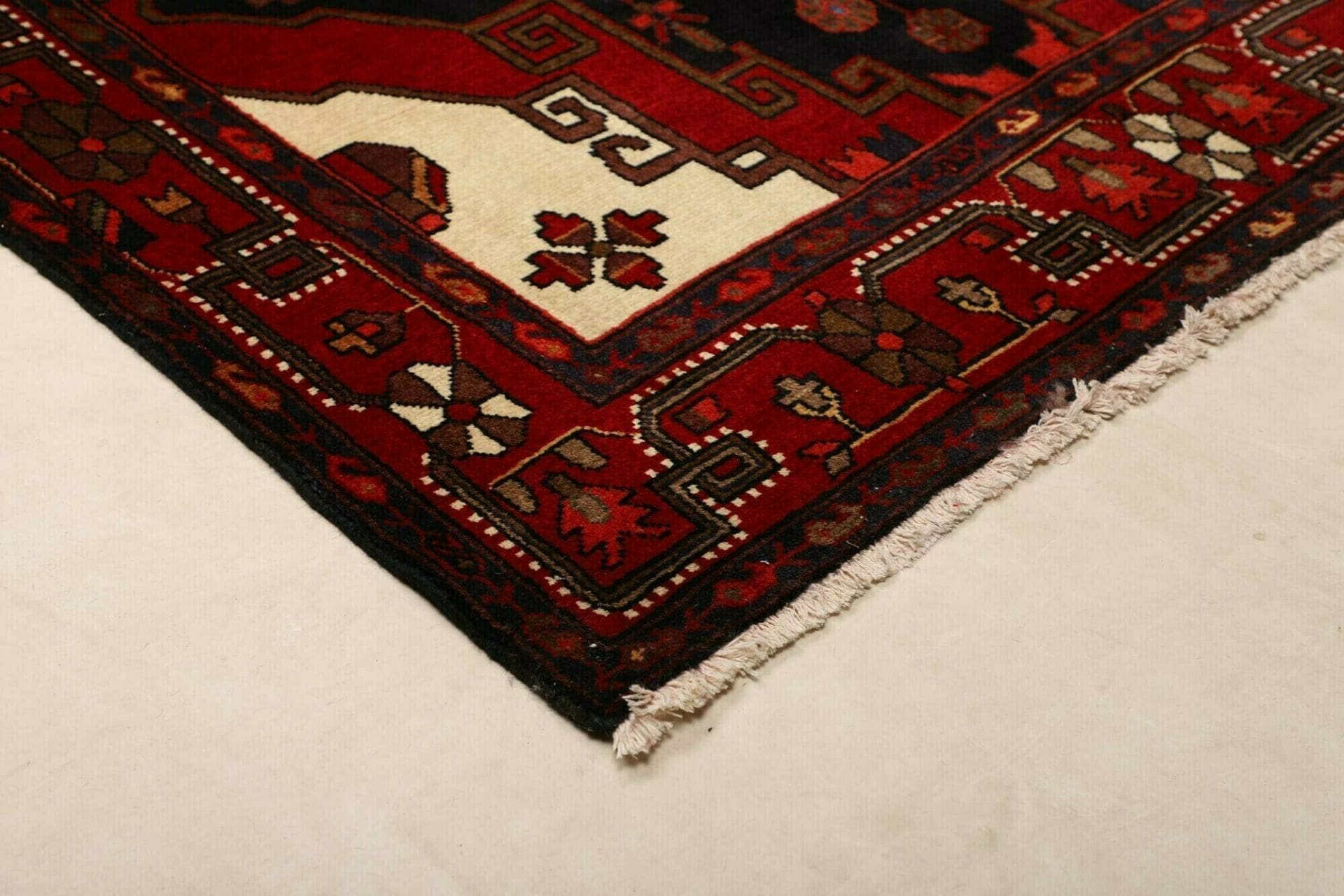 Handgeknüpfter Hamadan Perserteppich 144 × 224 cm