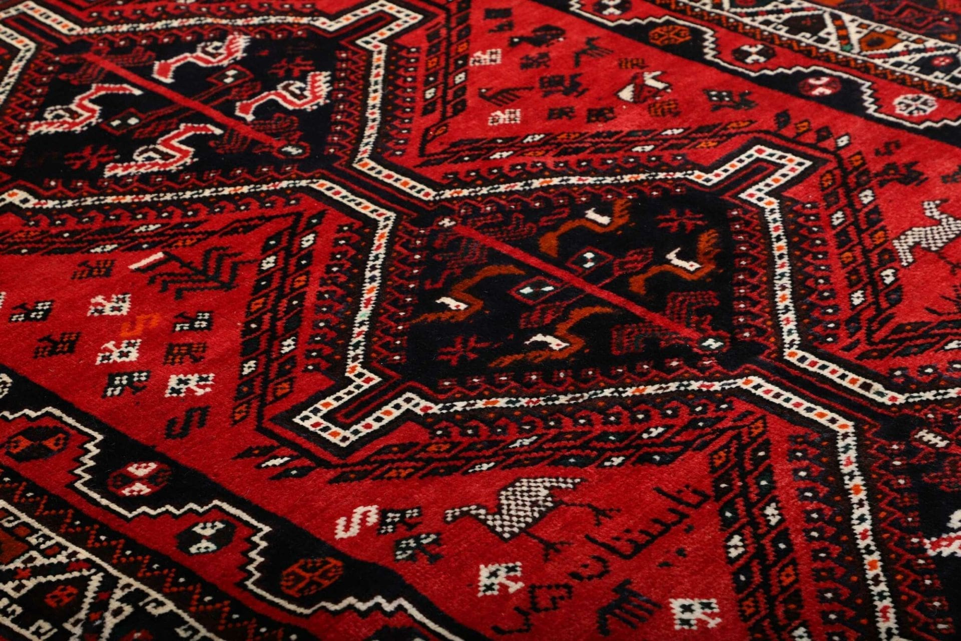 Shiraz Perserteppich aus Iran, 174 × 251 cm