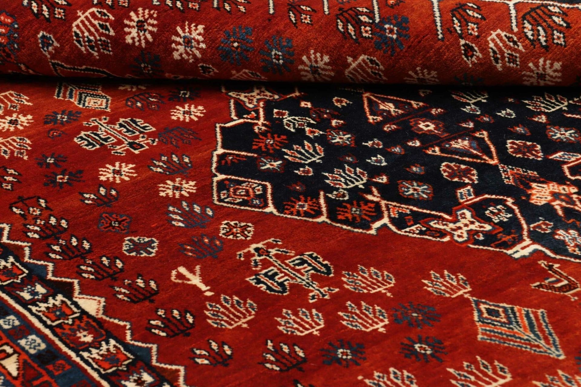 Handgeknüpfter Shiraz Perserteppich 173 × 272 cm