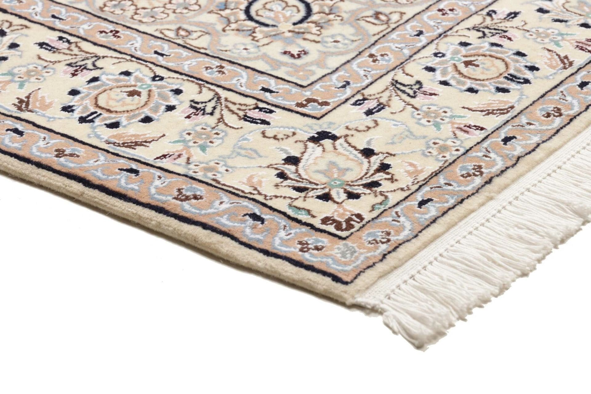 Nain Perserteppich aus Iran, 156 × 233 cm