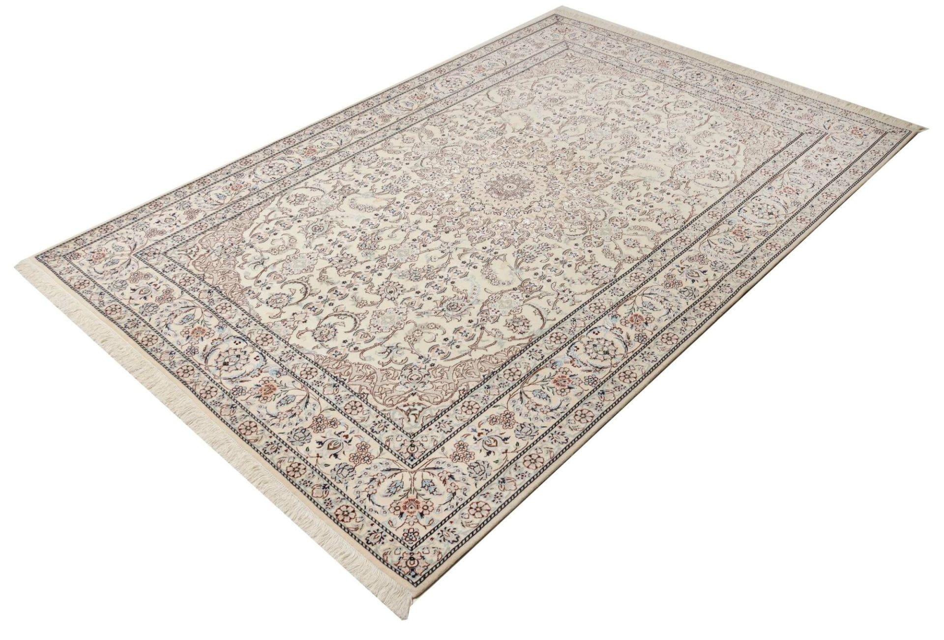 Nain Perserteppich aus Iran, 164 × 237 cm
