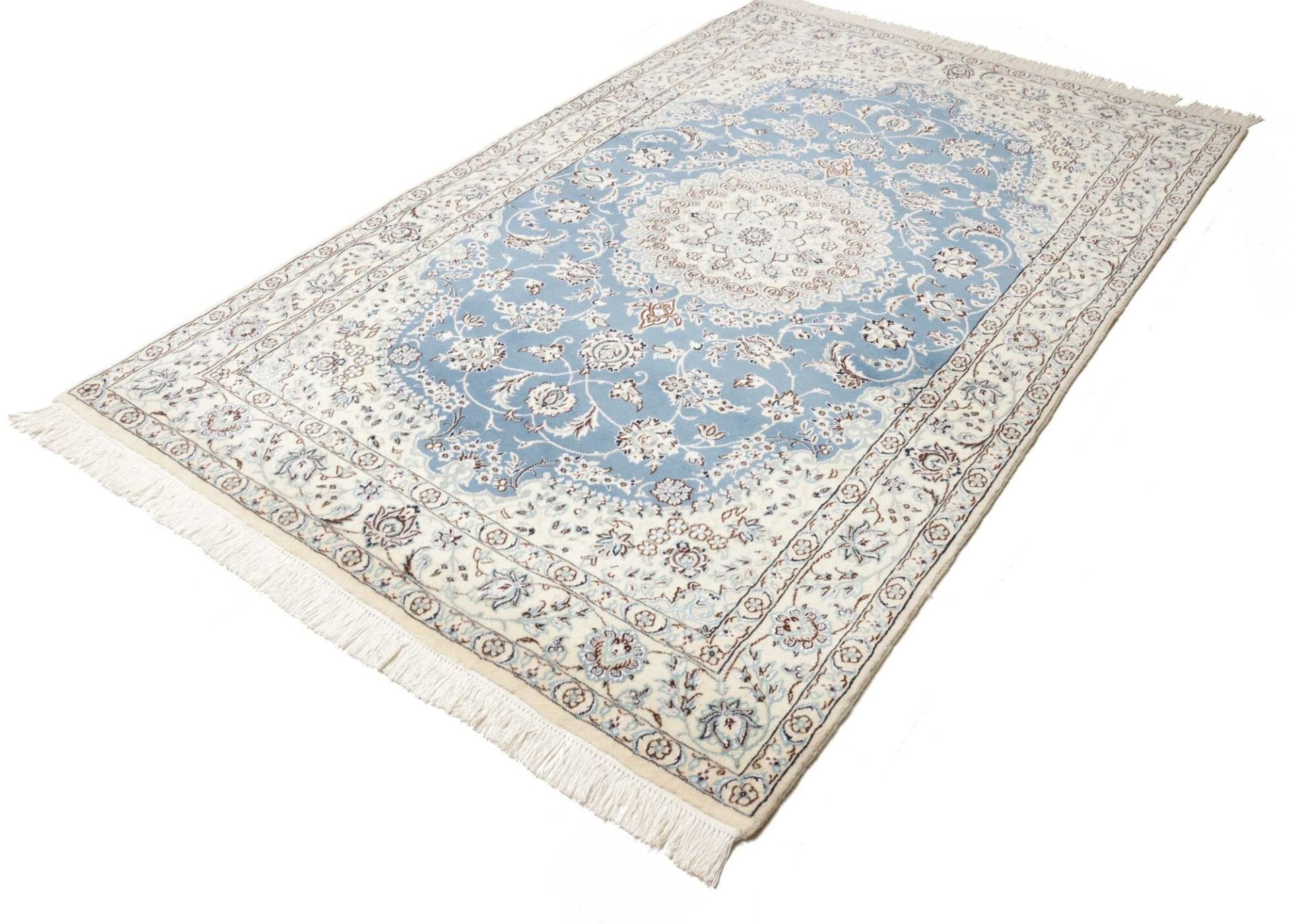 Handgeknüpfter Nain Perserteppich 153 × 236 cm