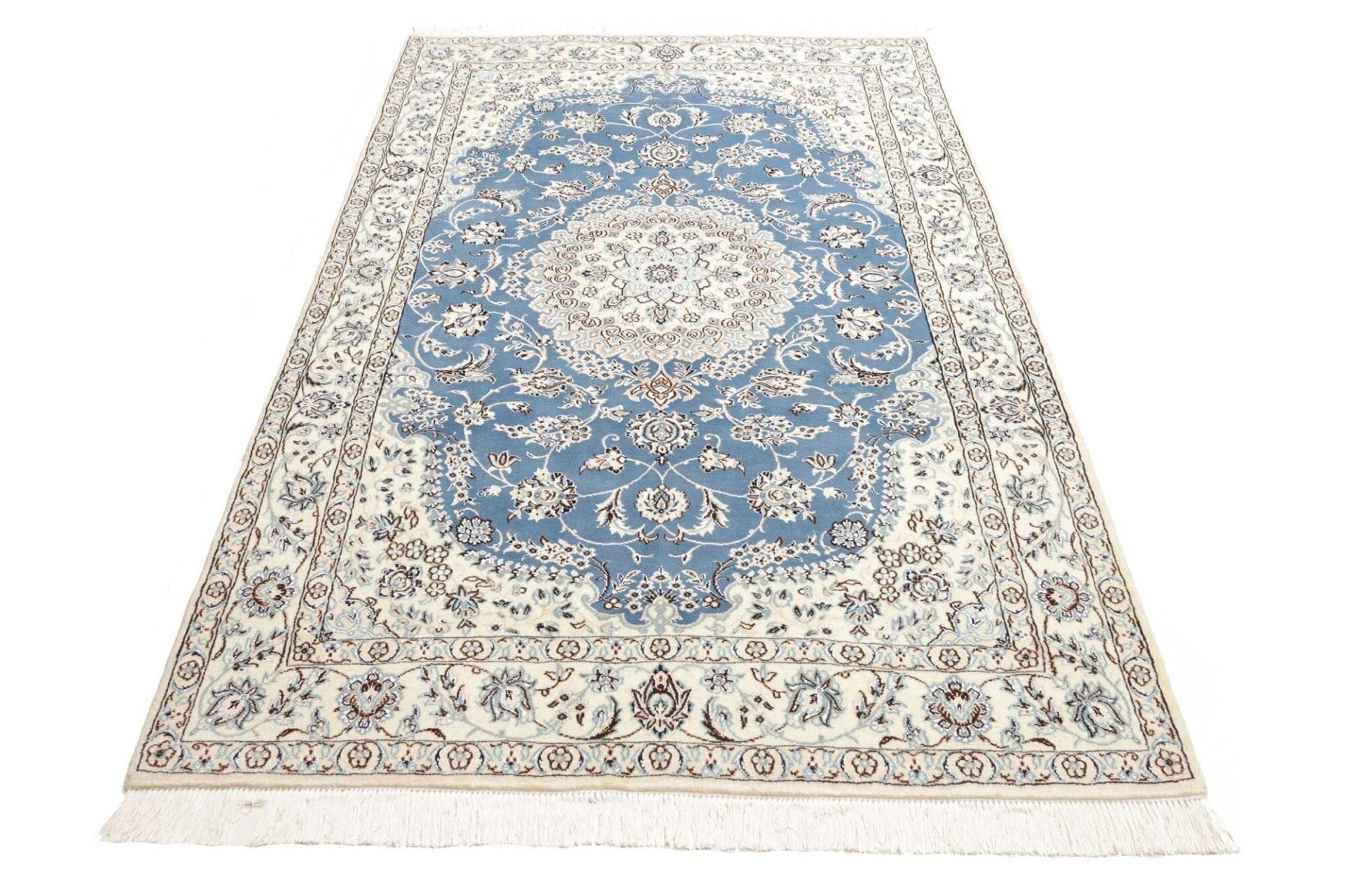 Handgeknüpfter Nain Perserteppich 153 × 236 cm