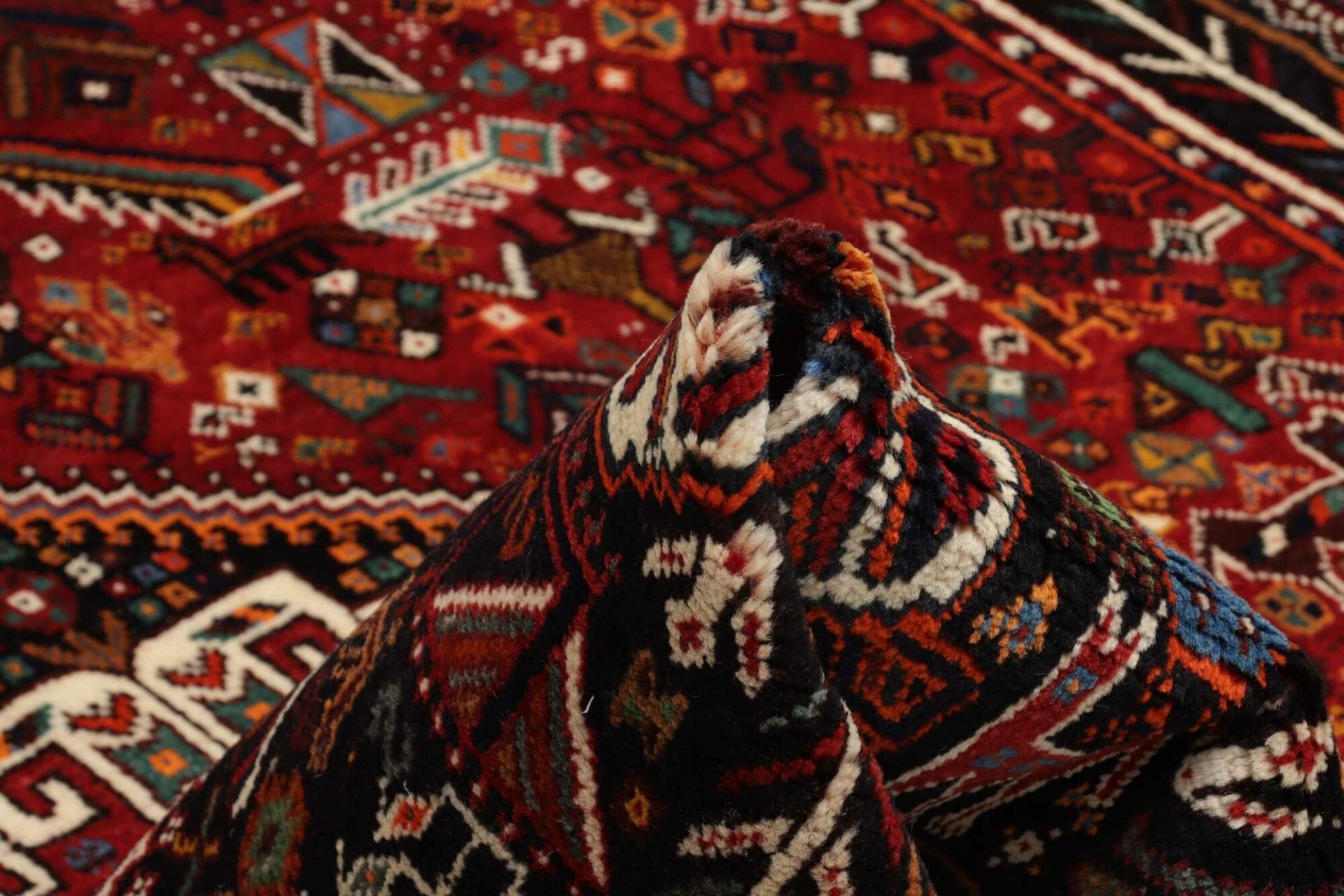 Shiraz Perserteppich 177 × 274 cm aus Wolle, handgeknüpft