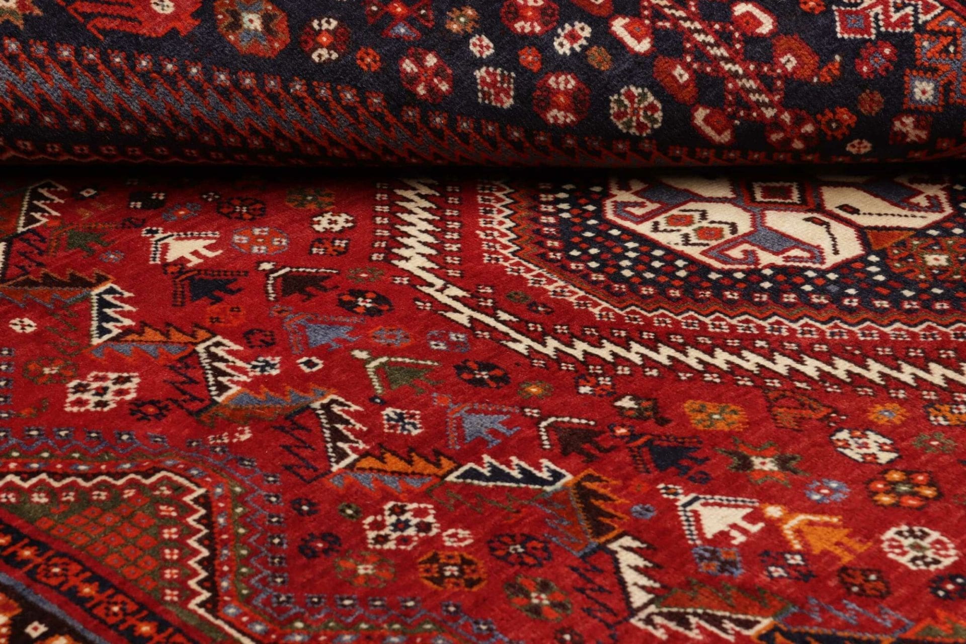 Shiraz Perserteppich 166 × 225 cm aus Wolle, handgeknüpft