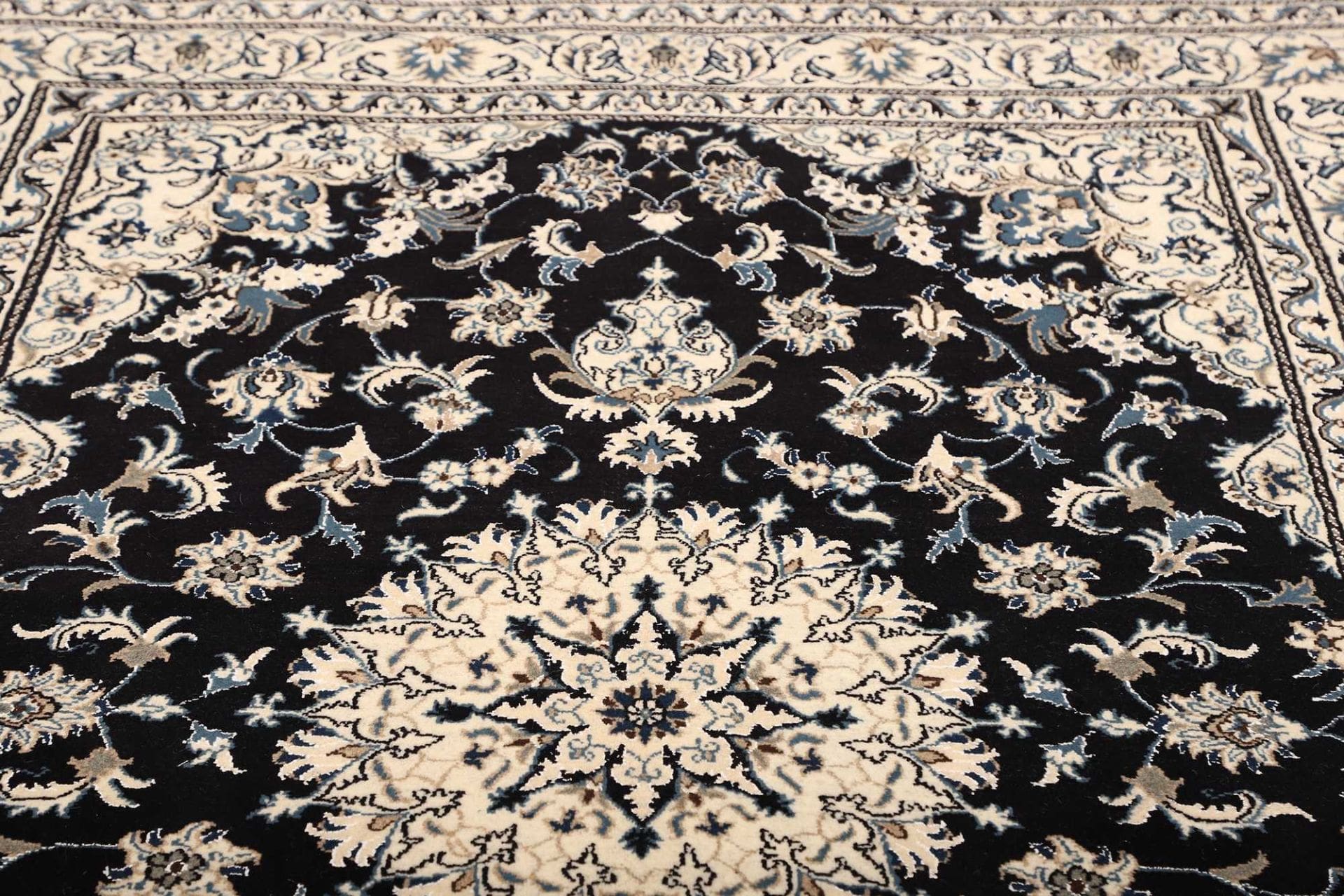 Handgeknüpfter Nain Perserteppich, 168 × 245 cm, Wolle