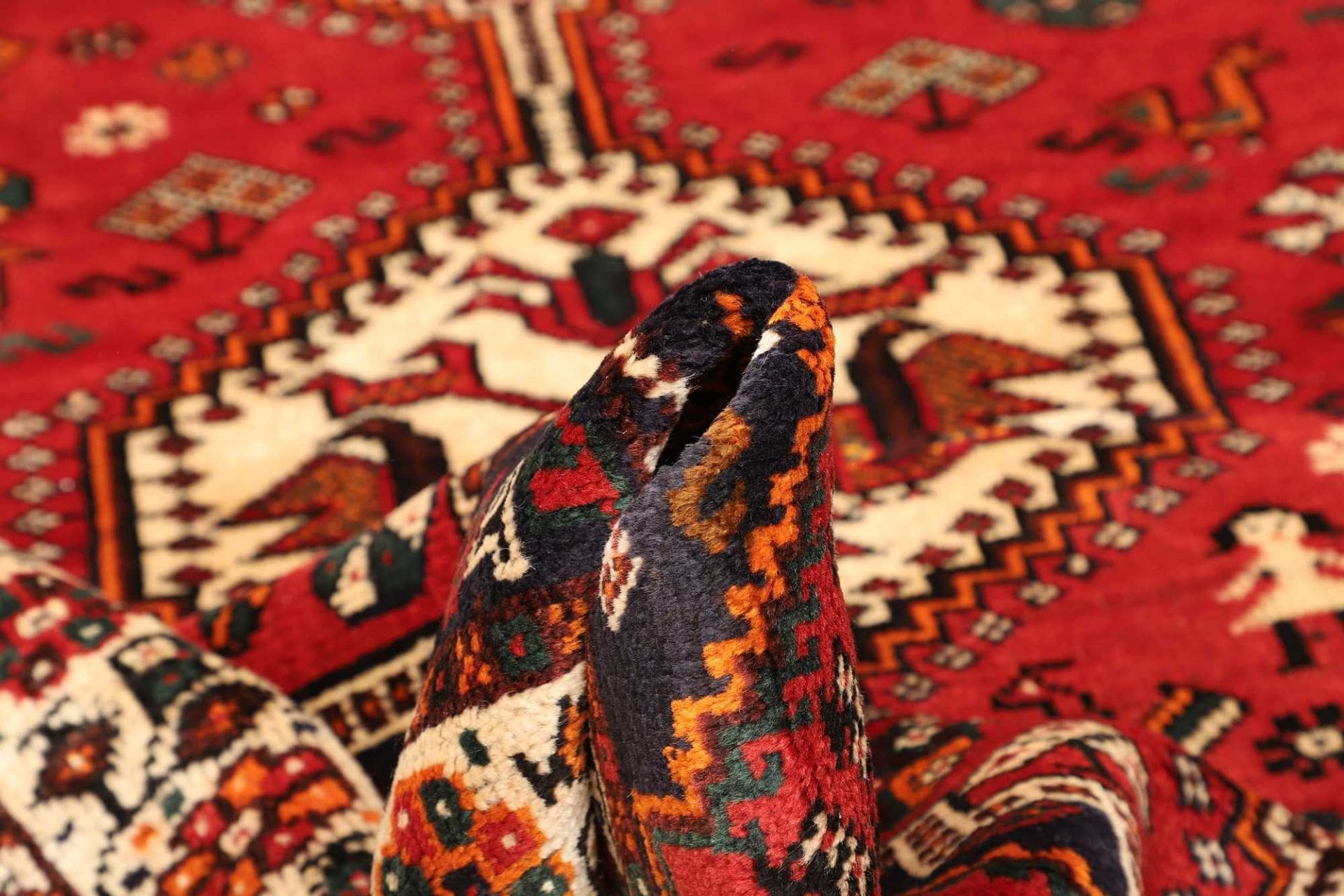 Shiraz Perserteppich aus Iran, 173 × 255 cm