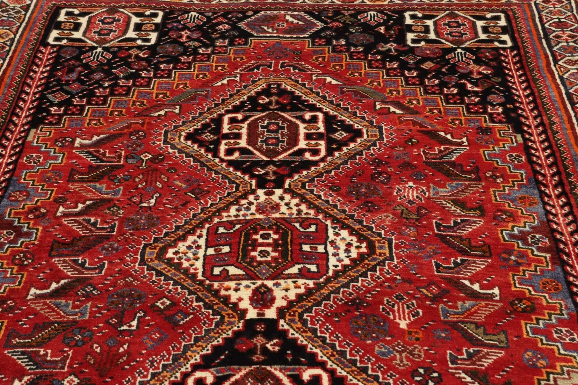 Handgeknüpfter Shiraz Perserteppich 173 × 260 cm