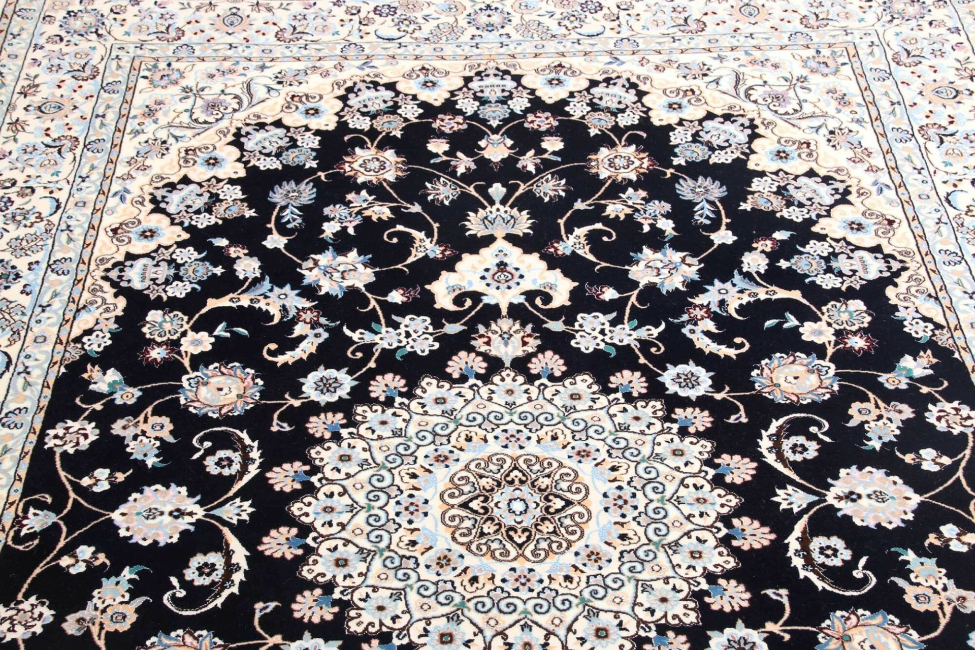 Handgeknüpfter Nain Perserteppich, 160 × 252 cm, Wolle