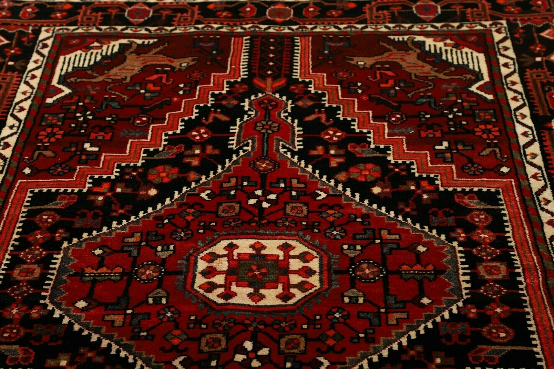 Handgeknüpfter Hamadan Perserteppich, 143 × 220 cm, Wolle