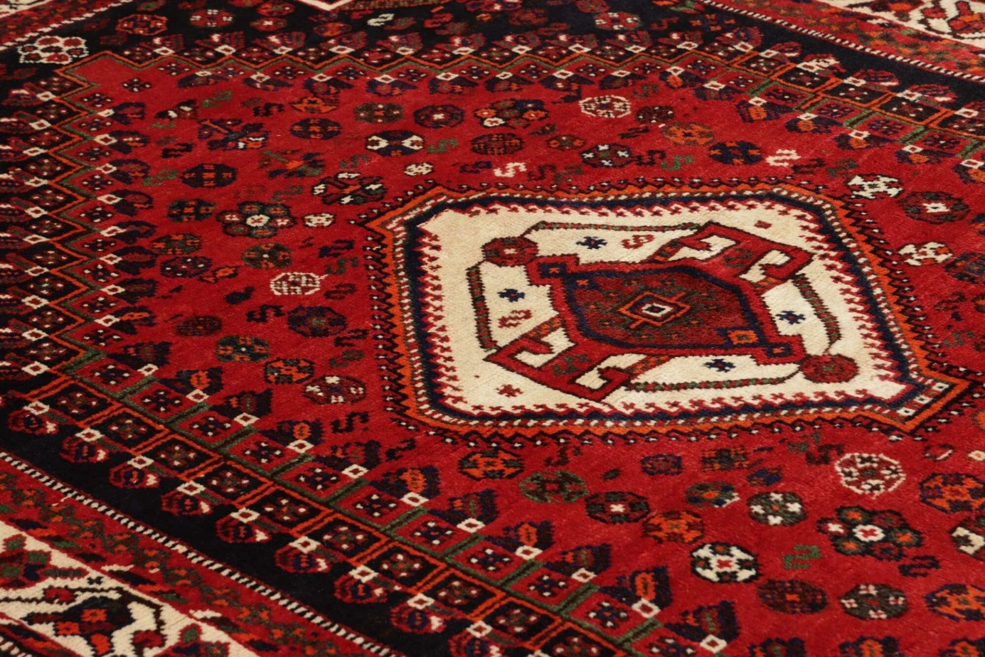 Handgeknüpfter Shiraz Perserteppich, 163 × 250 cm, Wolle