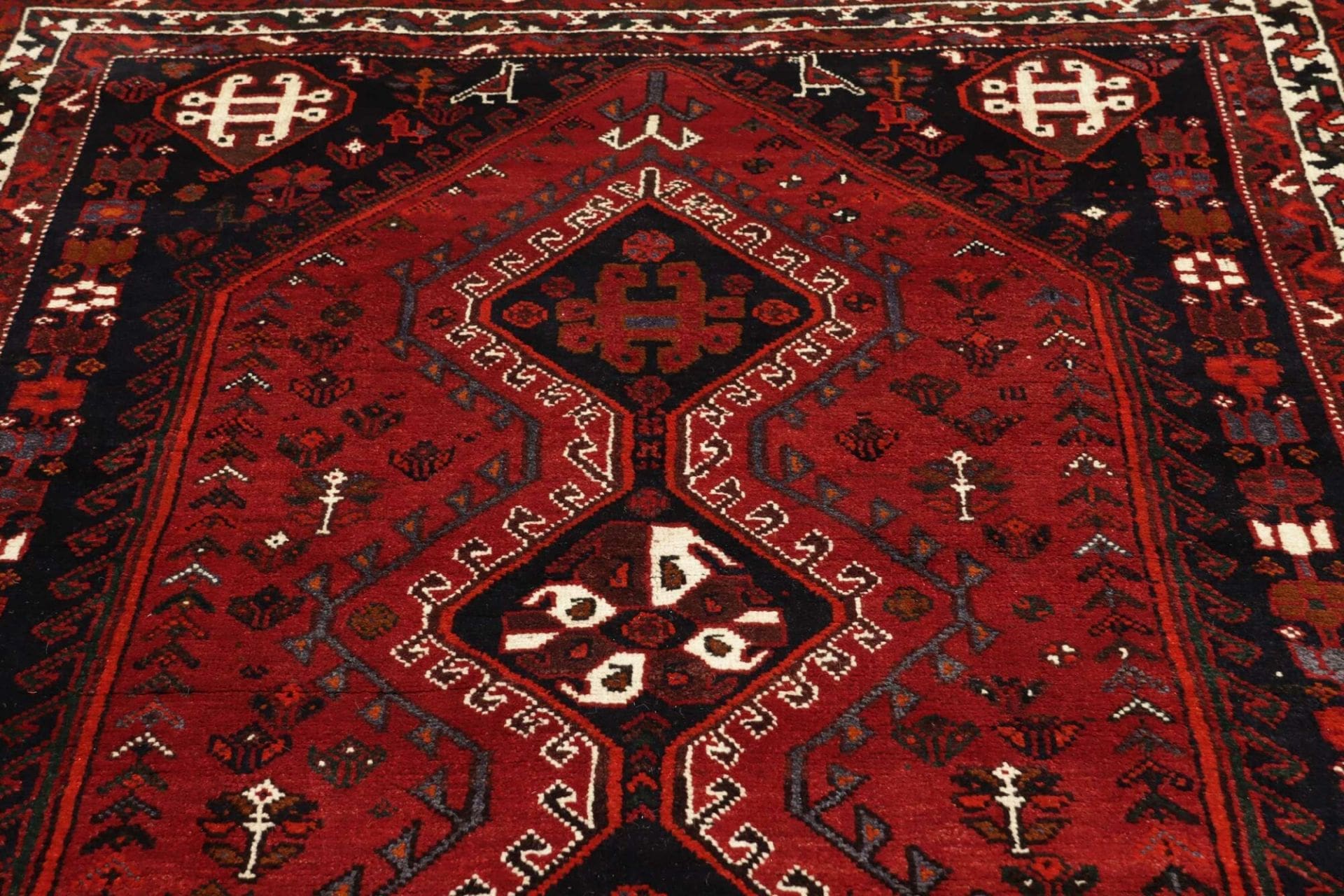 Shiraz Perserteppich 173 × 250 cm aus Wolle, handgeknüpft