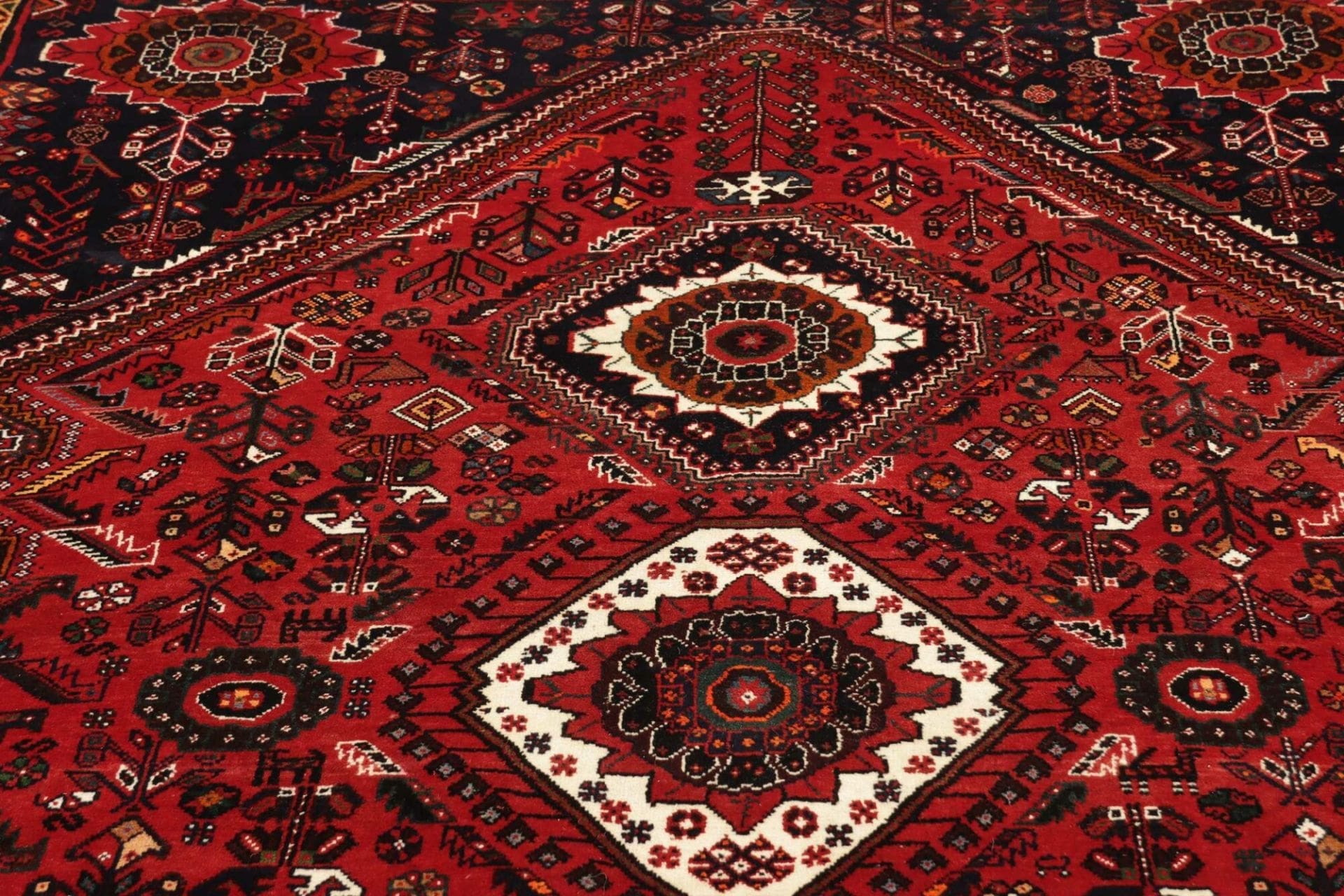 Handgeknüpfter Shiraz Perserteppich 171 × 273 cm
