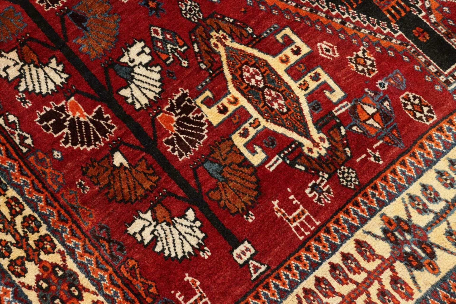 Qashqai Perserteppich 163 × 240 cm aus Wolle, handgeknüpft
