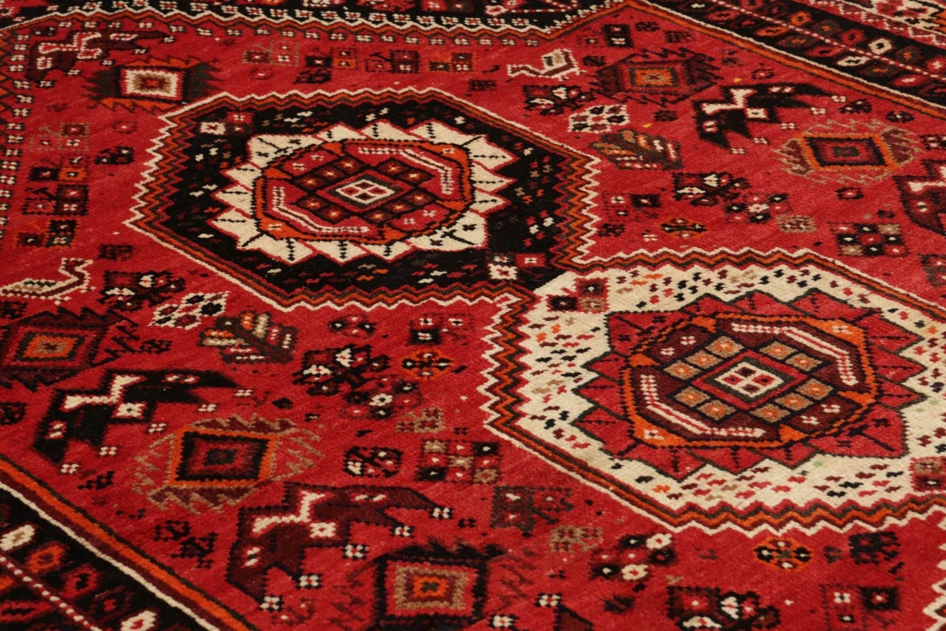 Handgeknüpfter Qashqai Perserteppich, 163 × 267 cm, Wolle