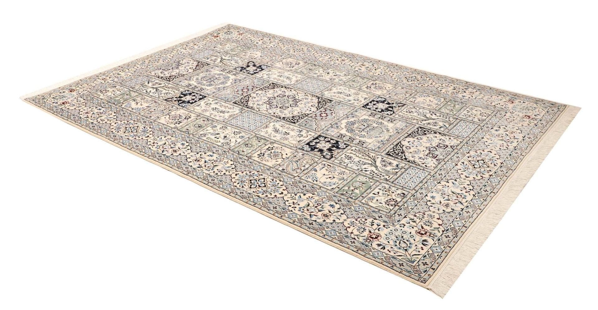 Nain Perserteppich aus Iran, 166 × 257 cm