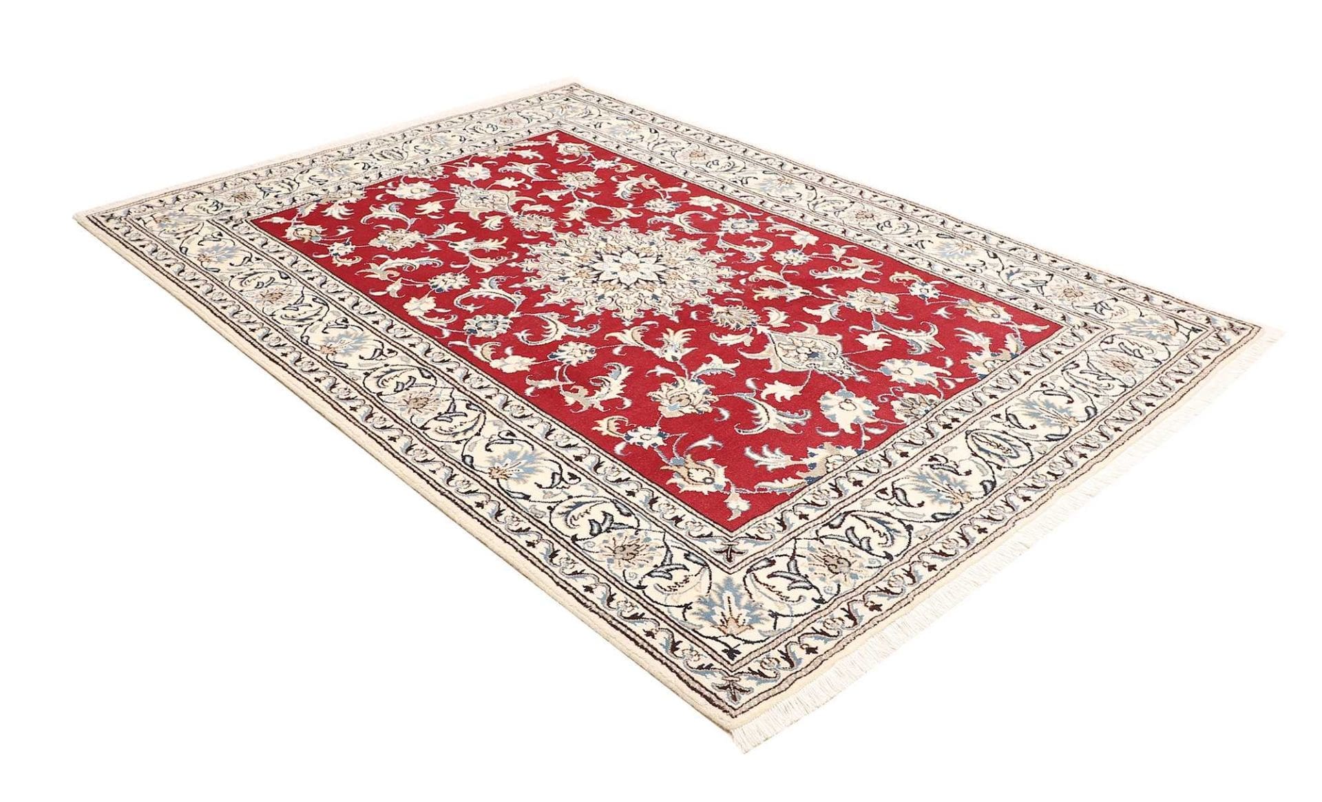 Handgeknüpfter Nain Perserteppich 176 × 245 cm