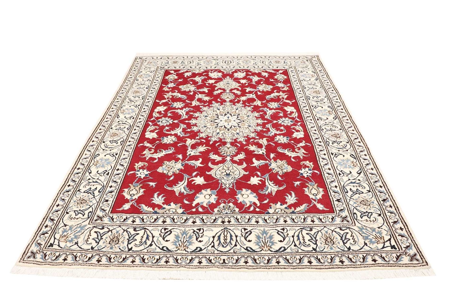 Handgeknüpfter Nain Perserteppich 176 × 245 cm