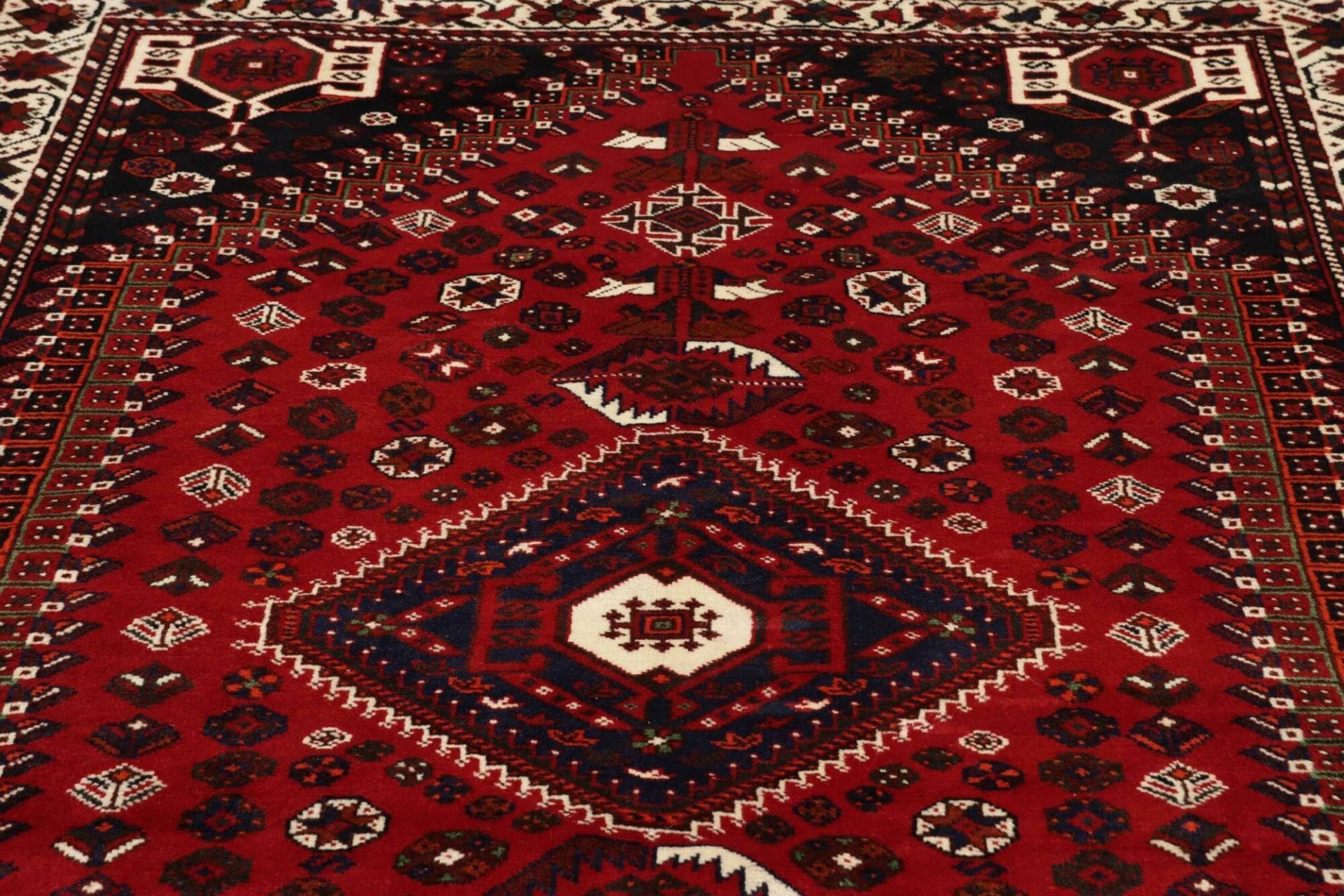 Handgeknüpfter Shiraz Perserteppich, 165 × 252 cm, Wolle