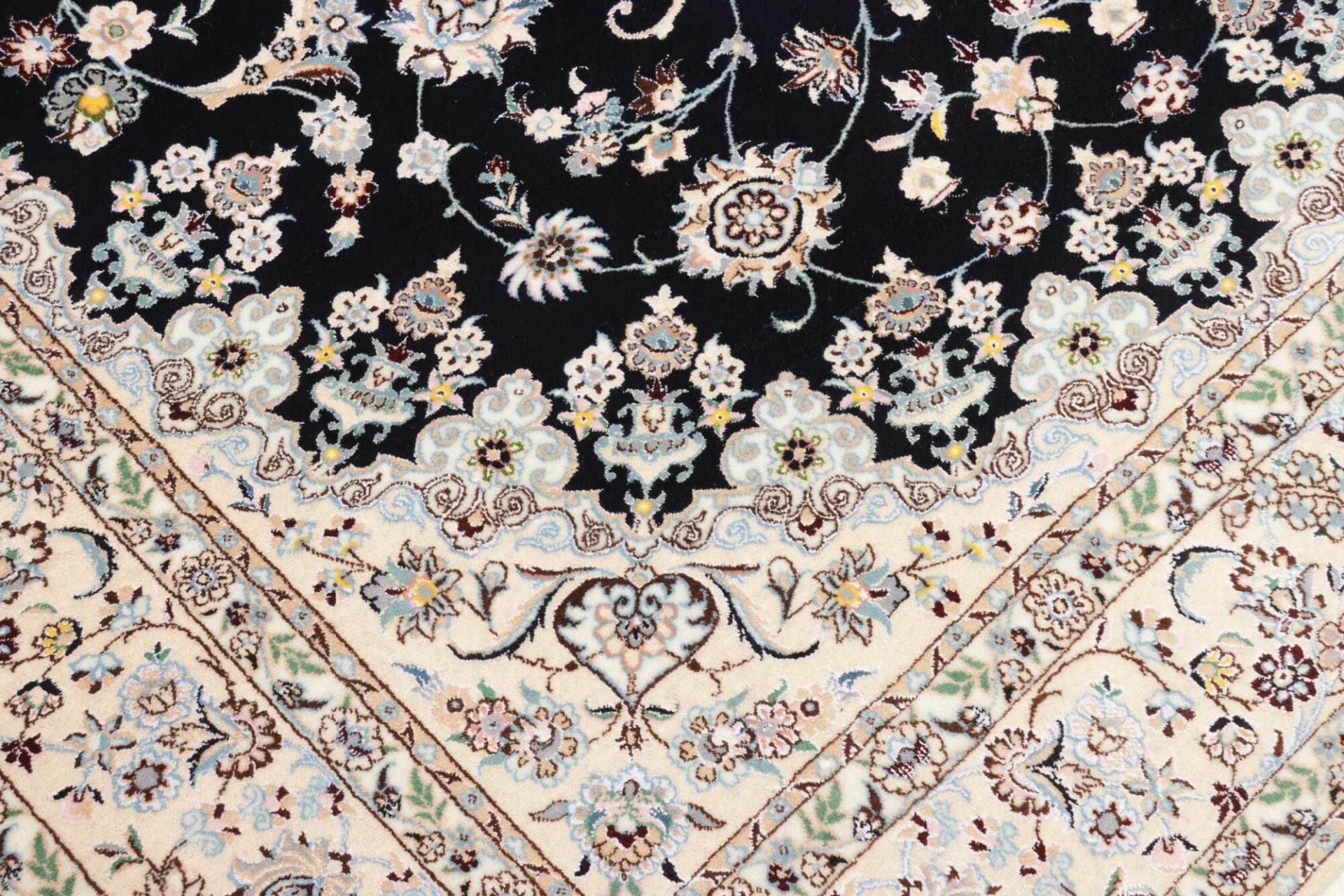 Handgeknüpfter Nain Perserteppich, 163 × 235 cm, Wolle