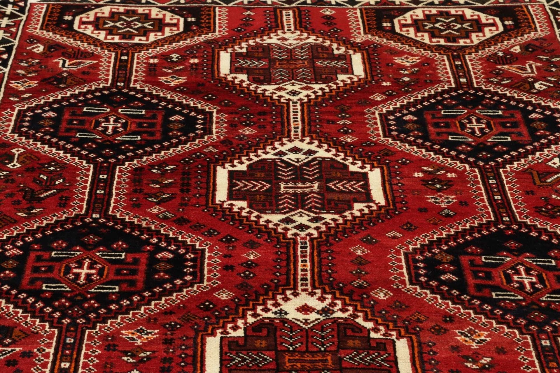 Qashqai Perserteppich aus Iran, 160 × 230 cm