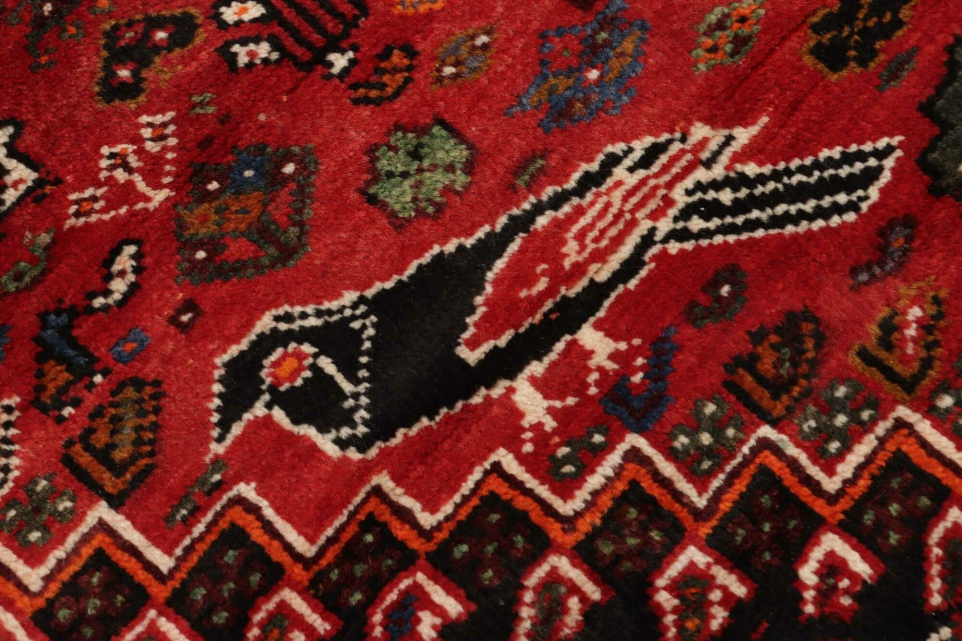 Handgeknüpfter Qashqai Perserteppich 170 × 268 cm