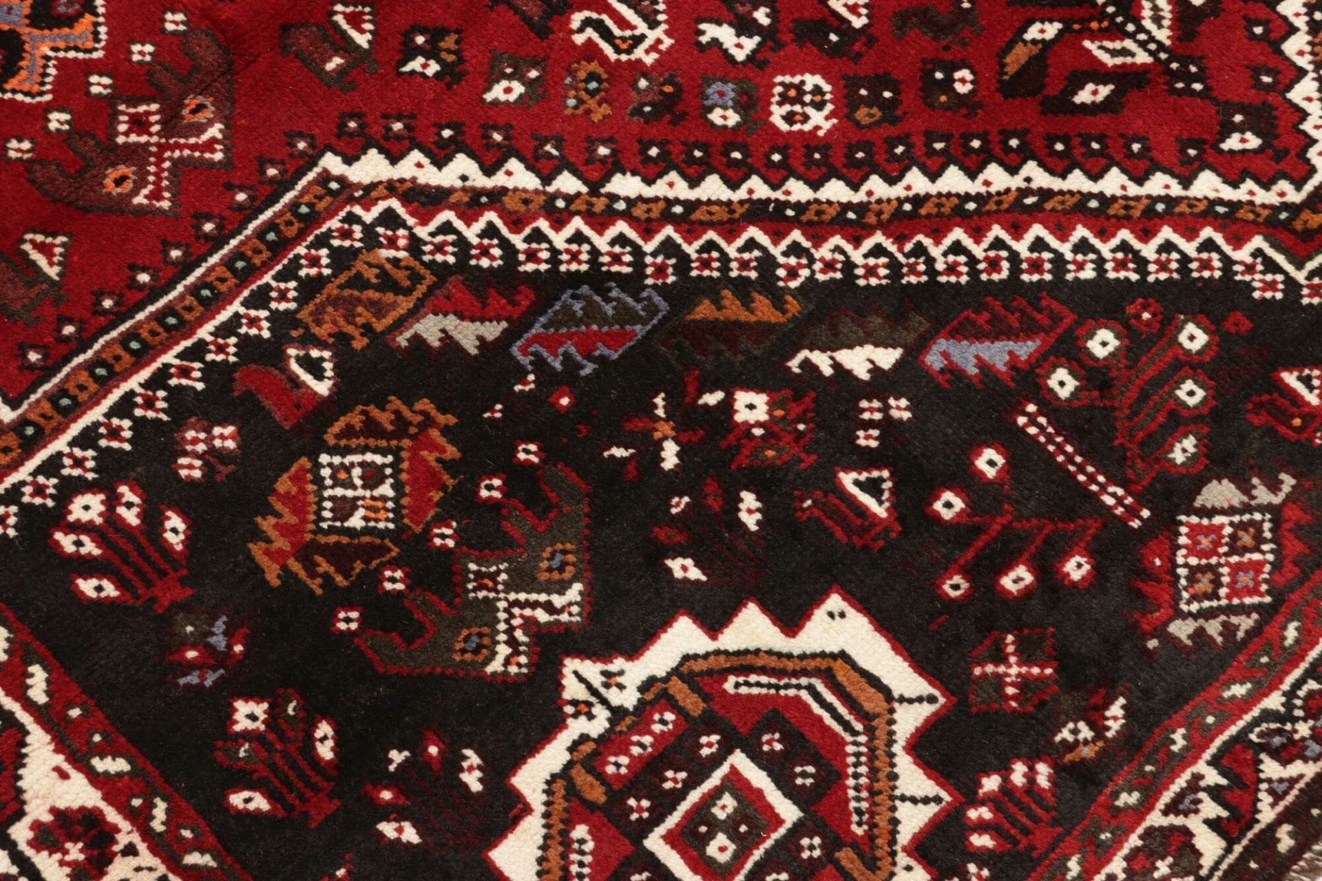 Handgeknüpfter Shiraz Perserteppich 170 × 261 cm