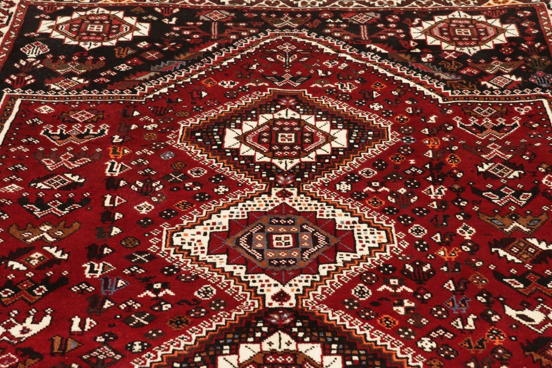 Handgeknüpfter Shiraz Perserteppich 170 × 261 cm