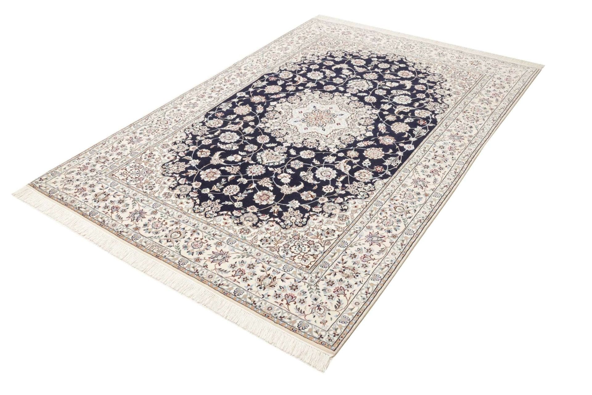 Handgeknüpfter Nain Perserteppich 151 × 223 cm