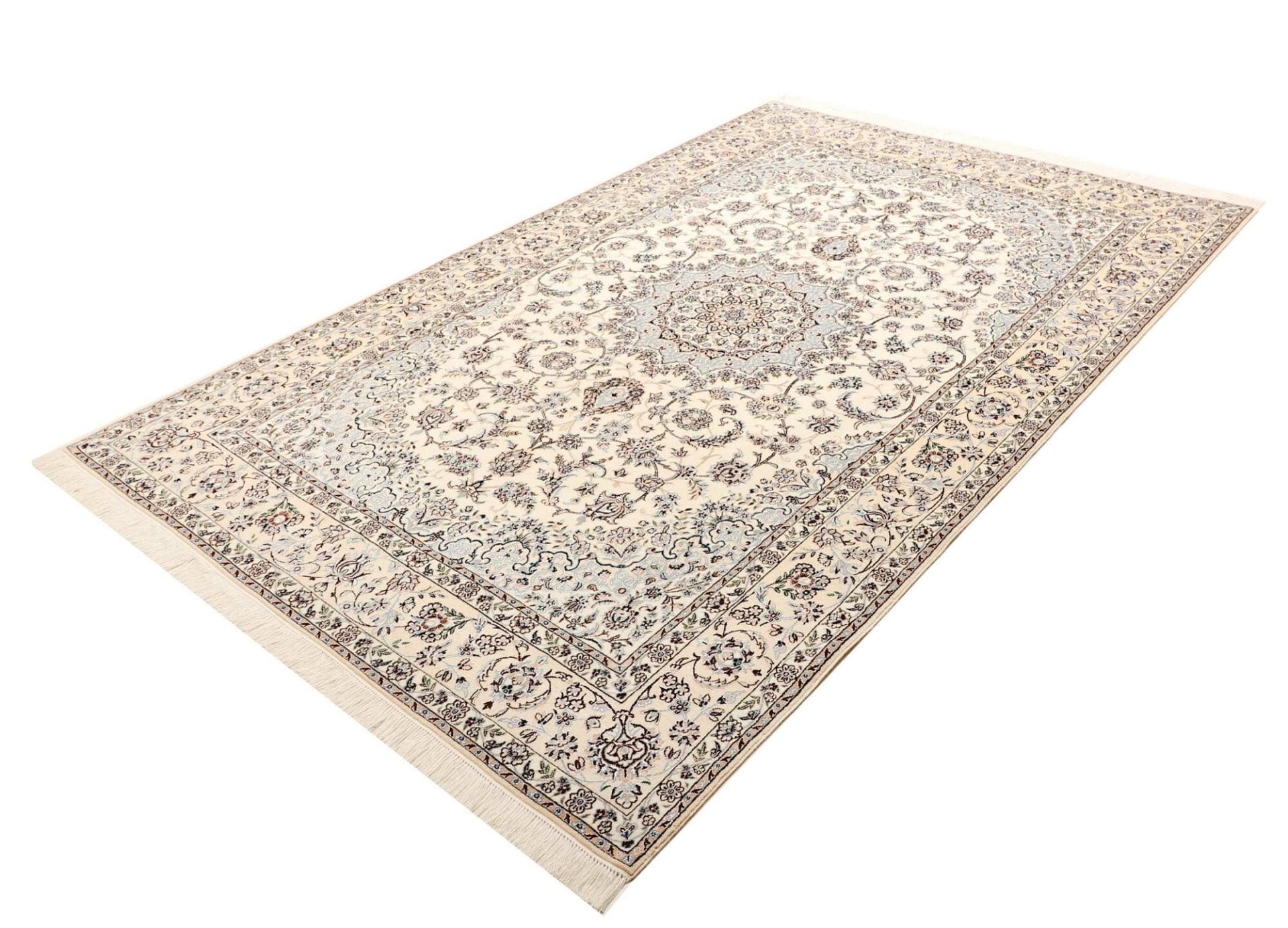 Nain Perserteppich aus Iran, 163 × 246 cm