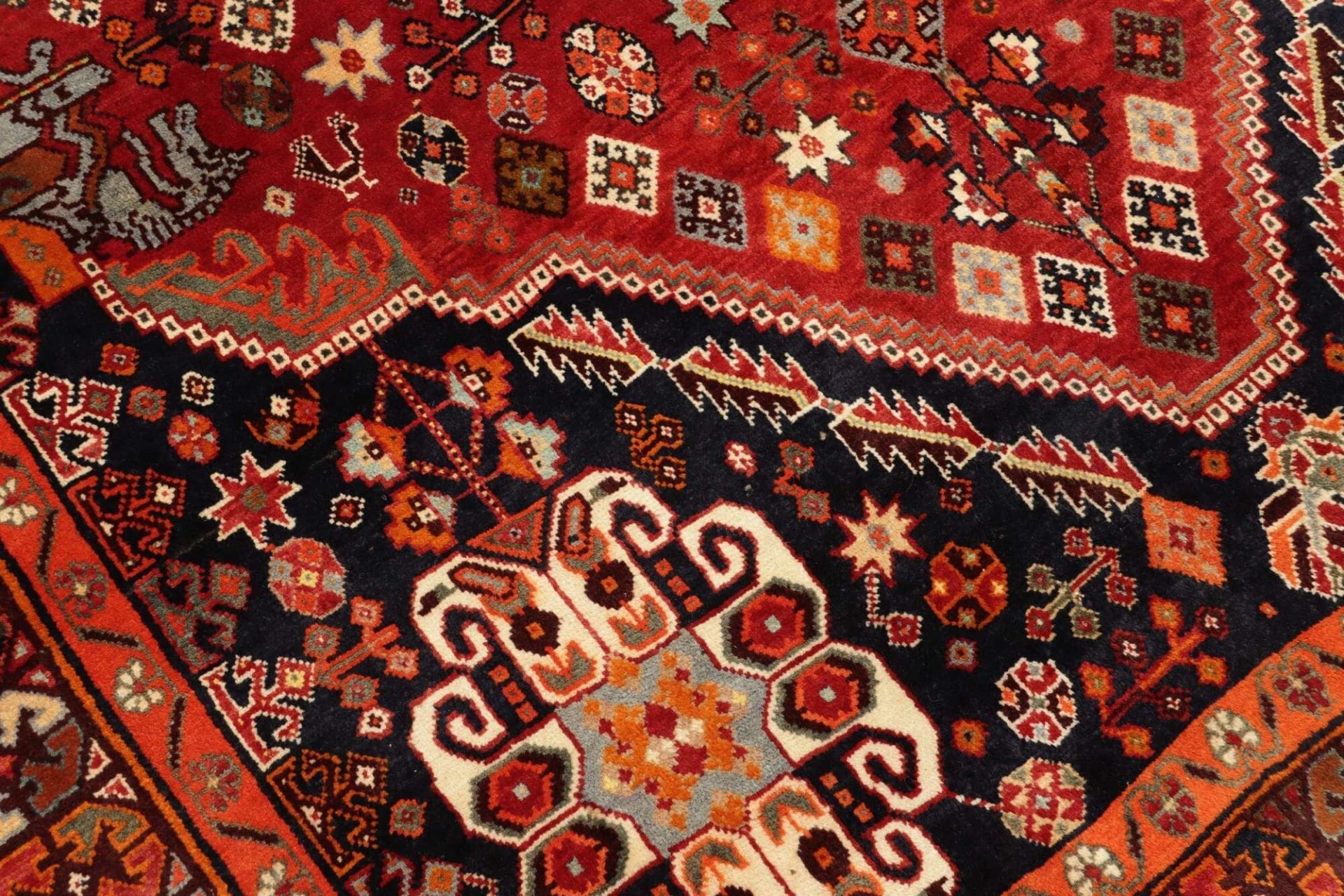 Qashqai Perserteppich aus Iran, 161 × 263 cm