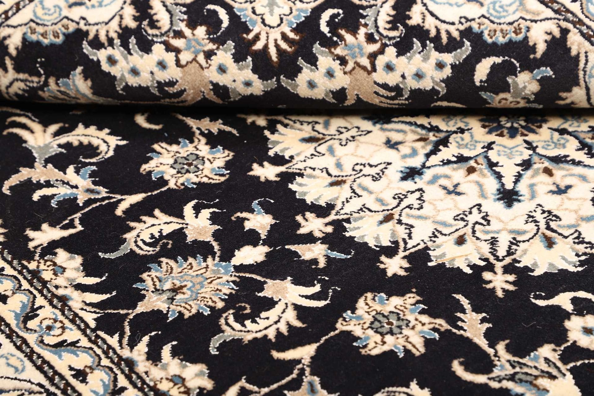 nain-teppich-168-x-246-cm-florales-muster-schurwolle-handgeknupft-9 Handgeknüpfter Nain Perserteppich 168 × 246 cm