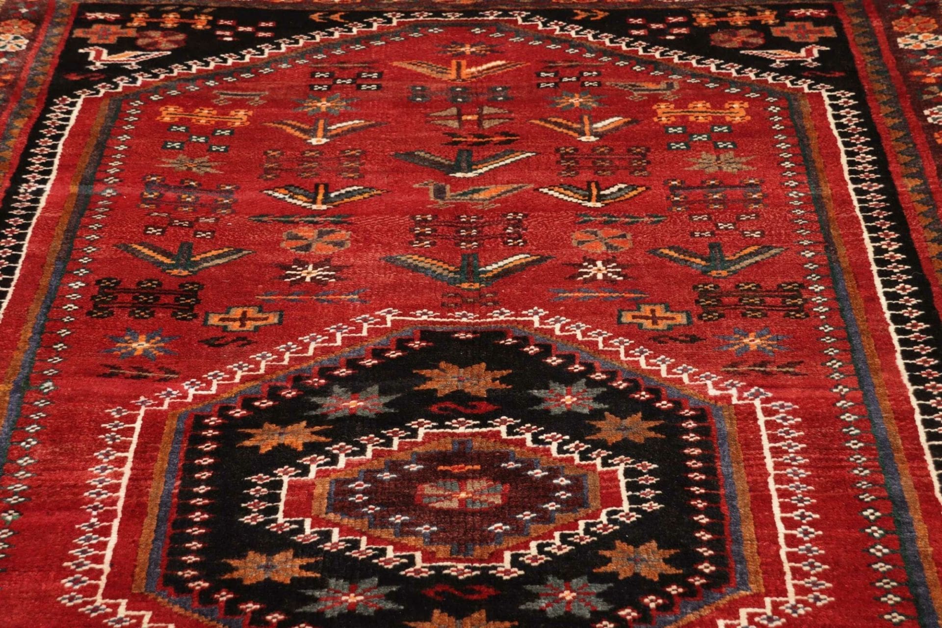 Shiraz Perserteppich 153 × 248 cm aus Wolle, handgeknüpft